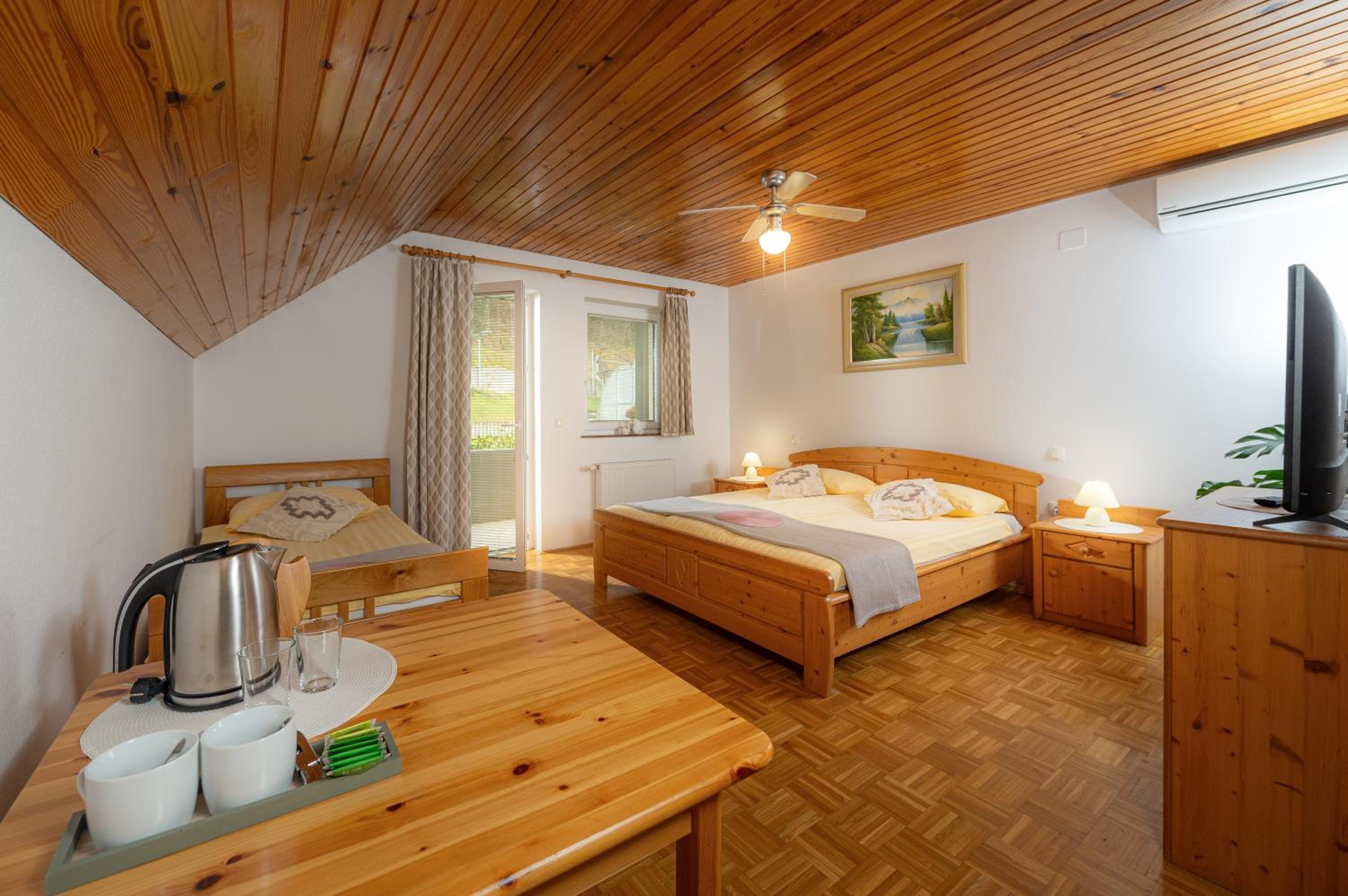Triple Room with Terrace