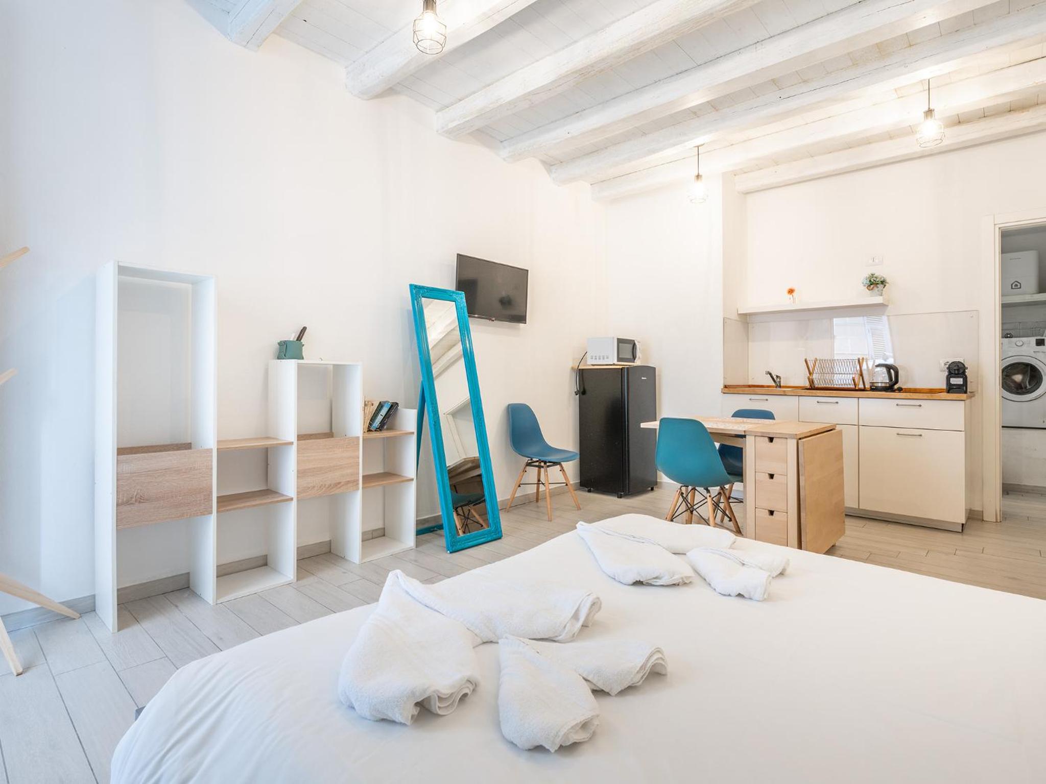 Studio Apartment Ground Floor photo 2