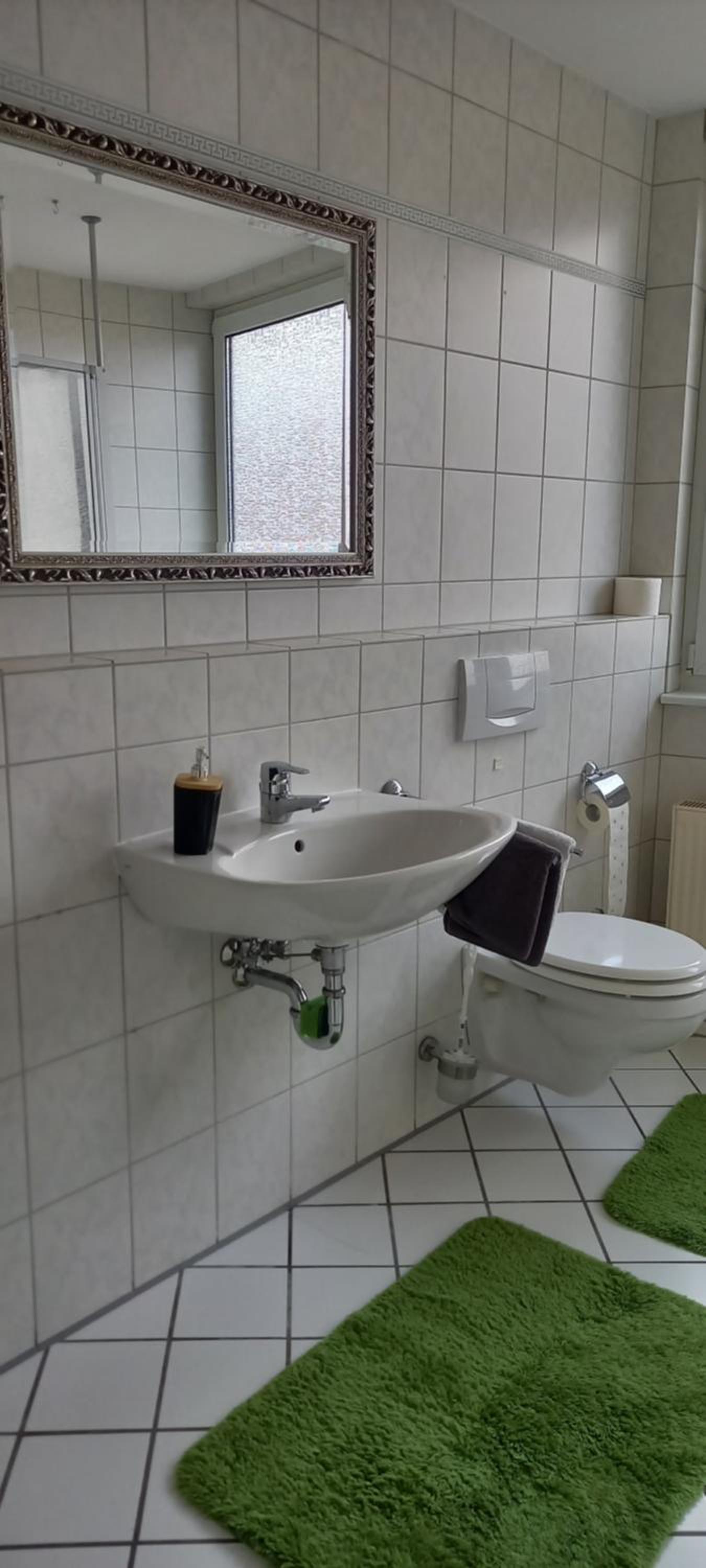 One-Bedroom Apartment - Photo 8