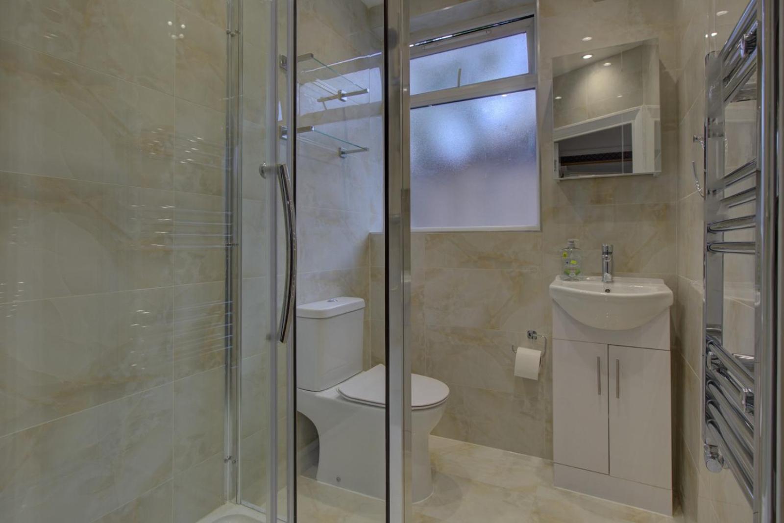 Comfort Triple Room