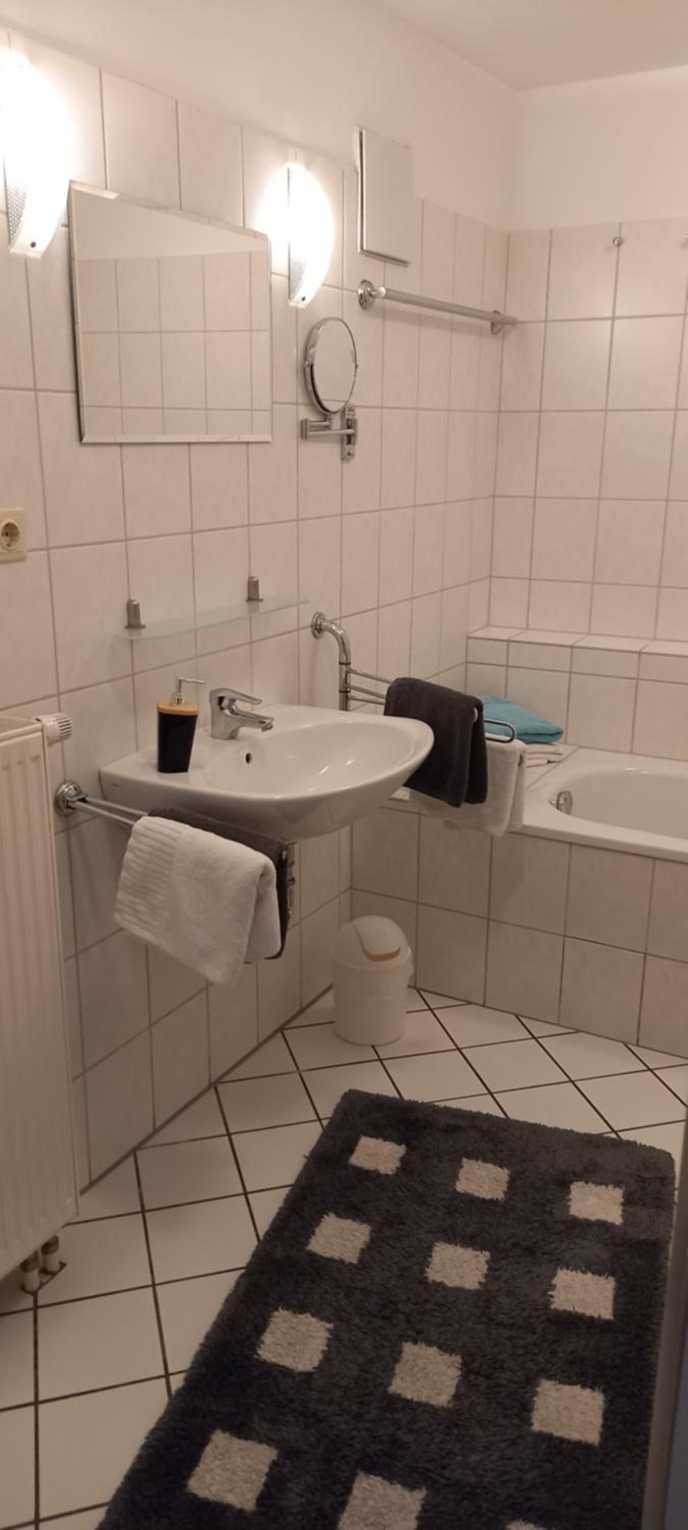 Two-Bedroom Apartment - Photo 13