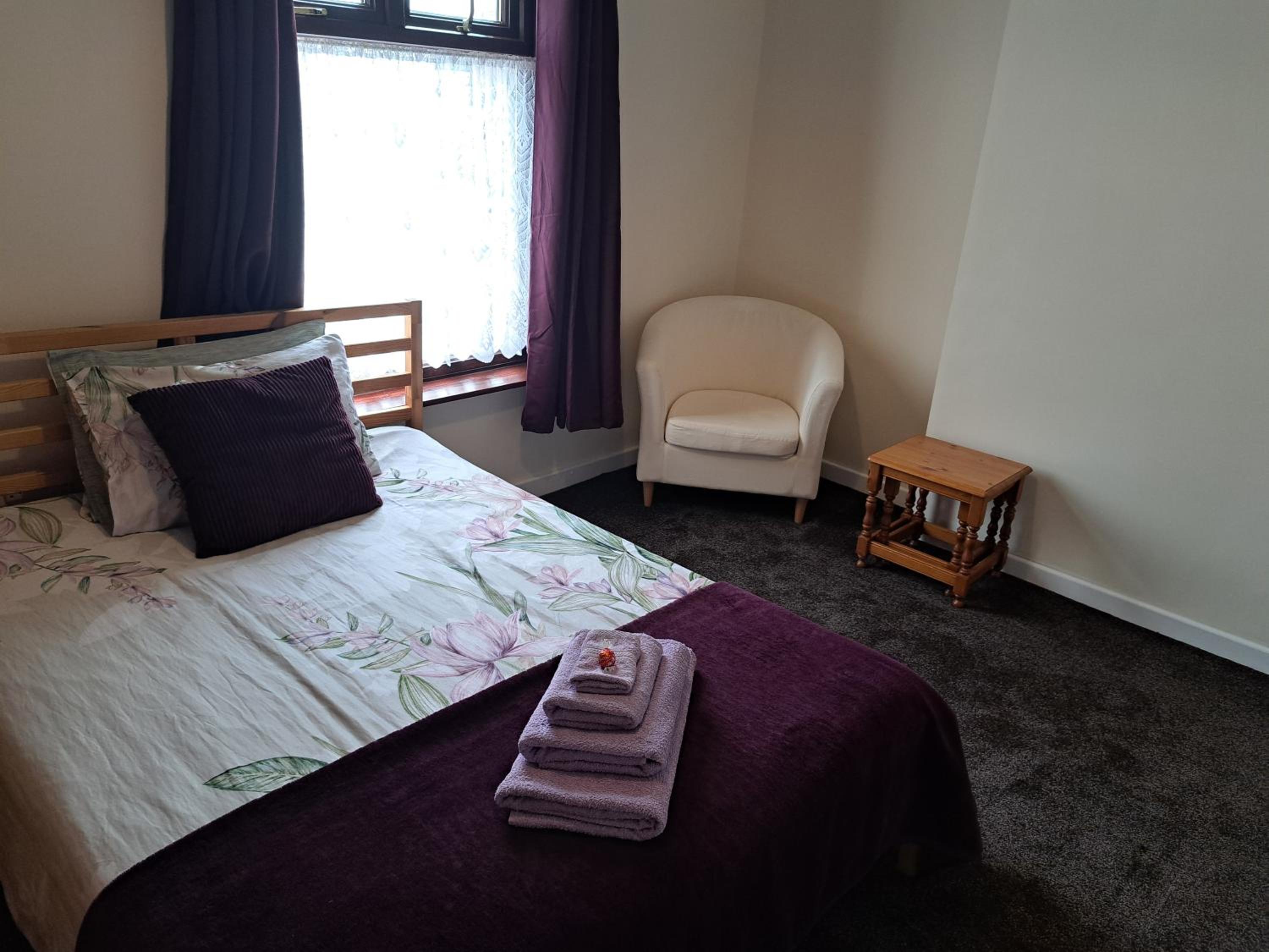 Double Room with Shared Bathroom photo 1