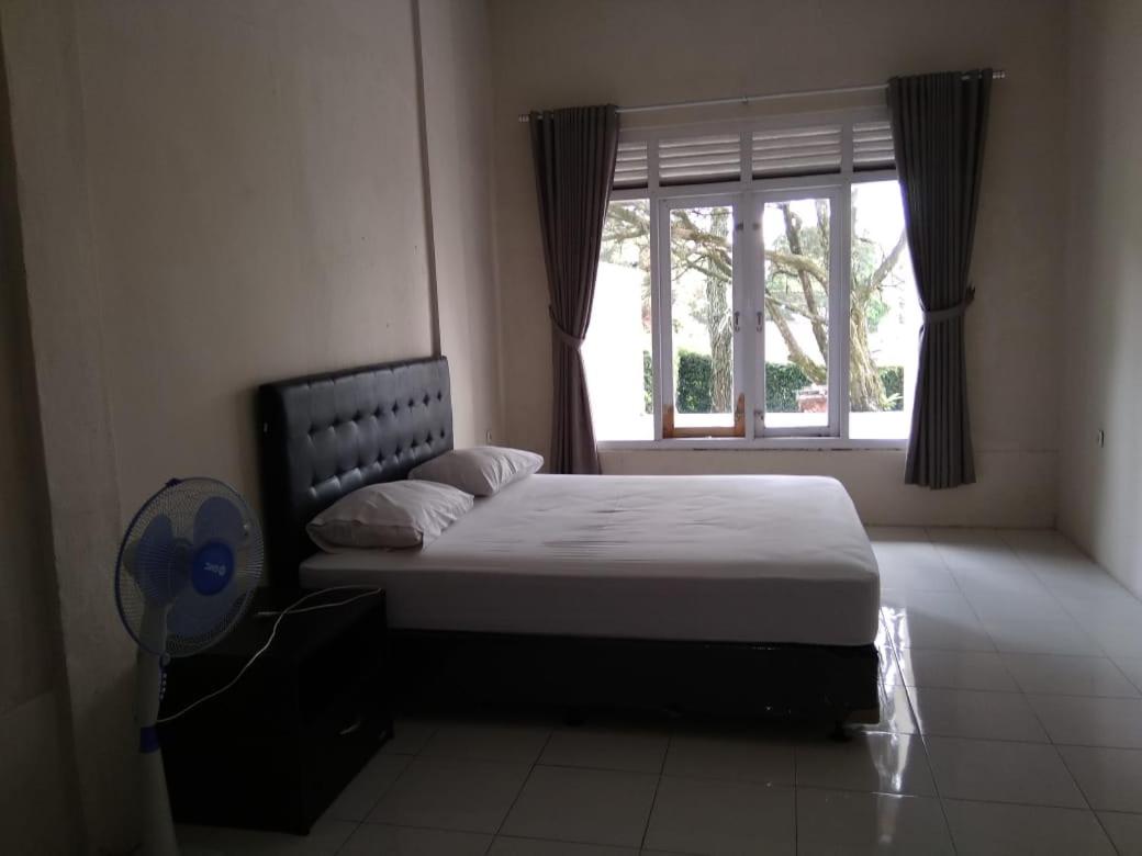 Villa photo 1