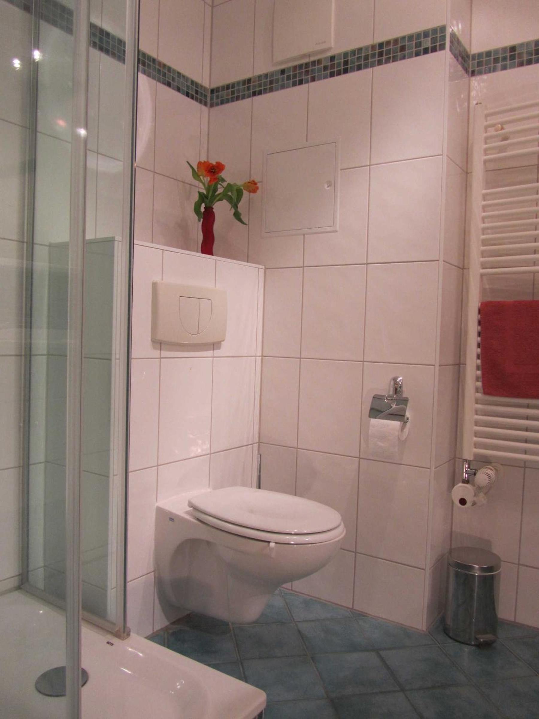 Two-Bedroom Apartment with Balcony photo 2