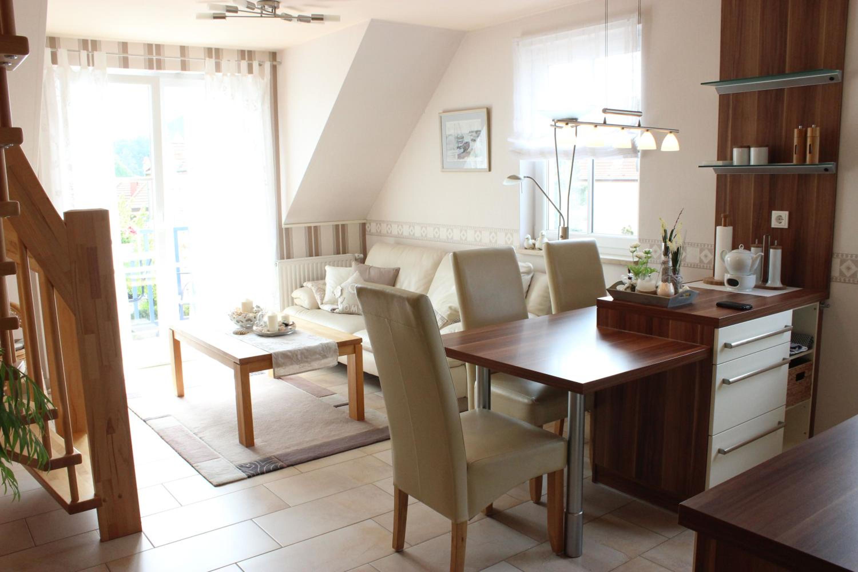 Two-Bedroom Apartment with Balcony photo 2