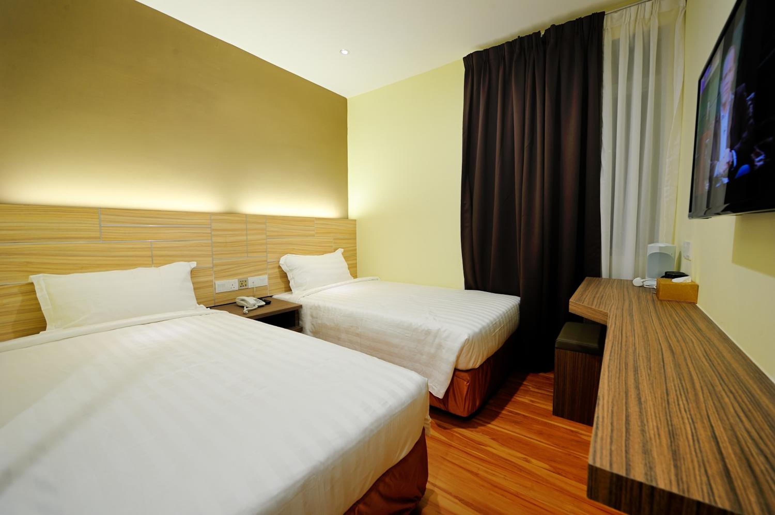 Superior Twin Room - Photo 2