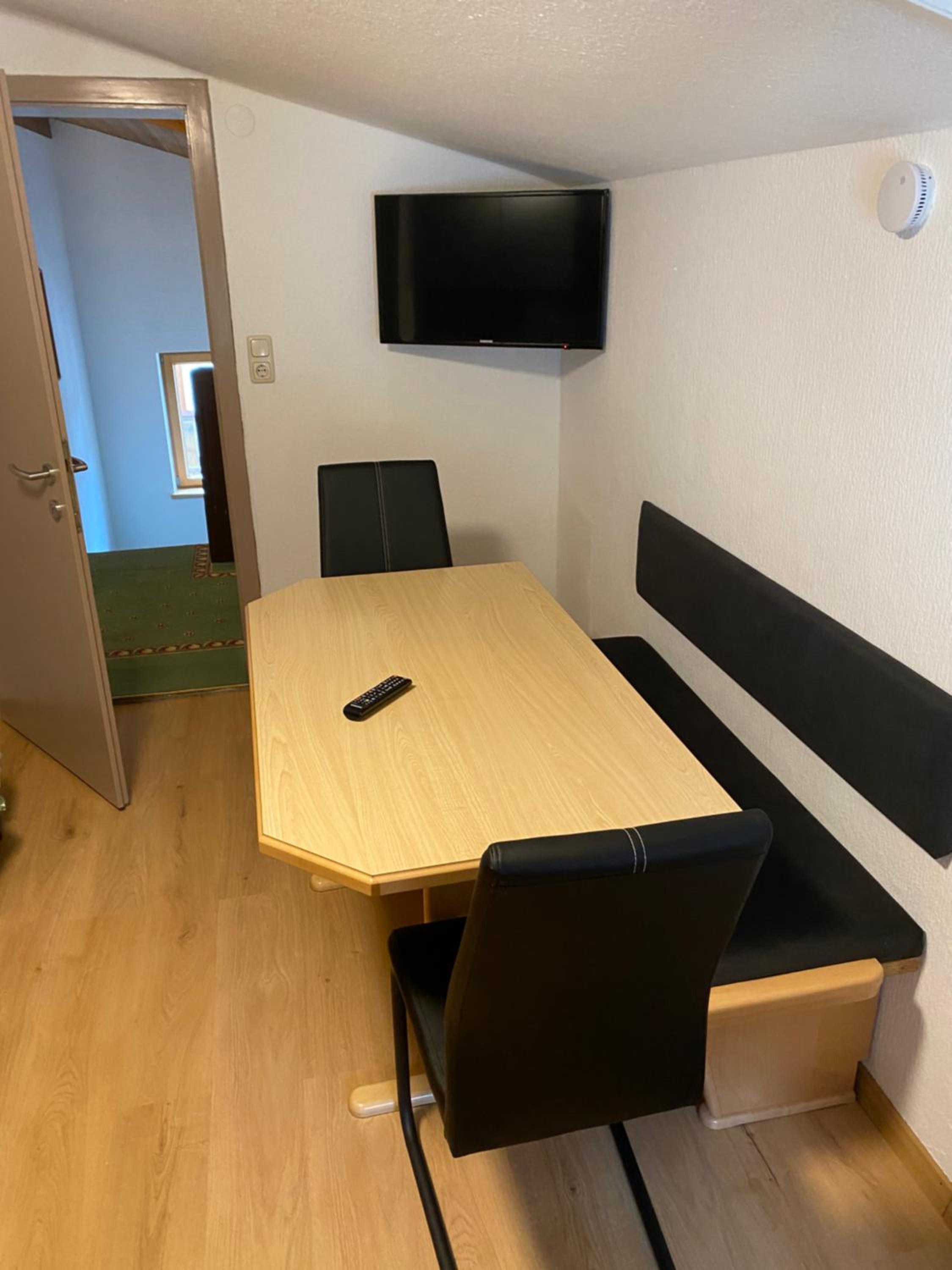 Apartment photo 3