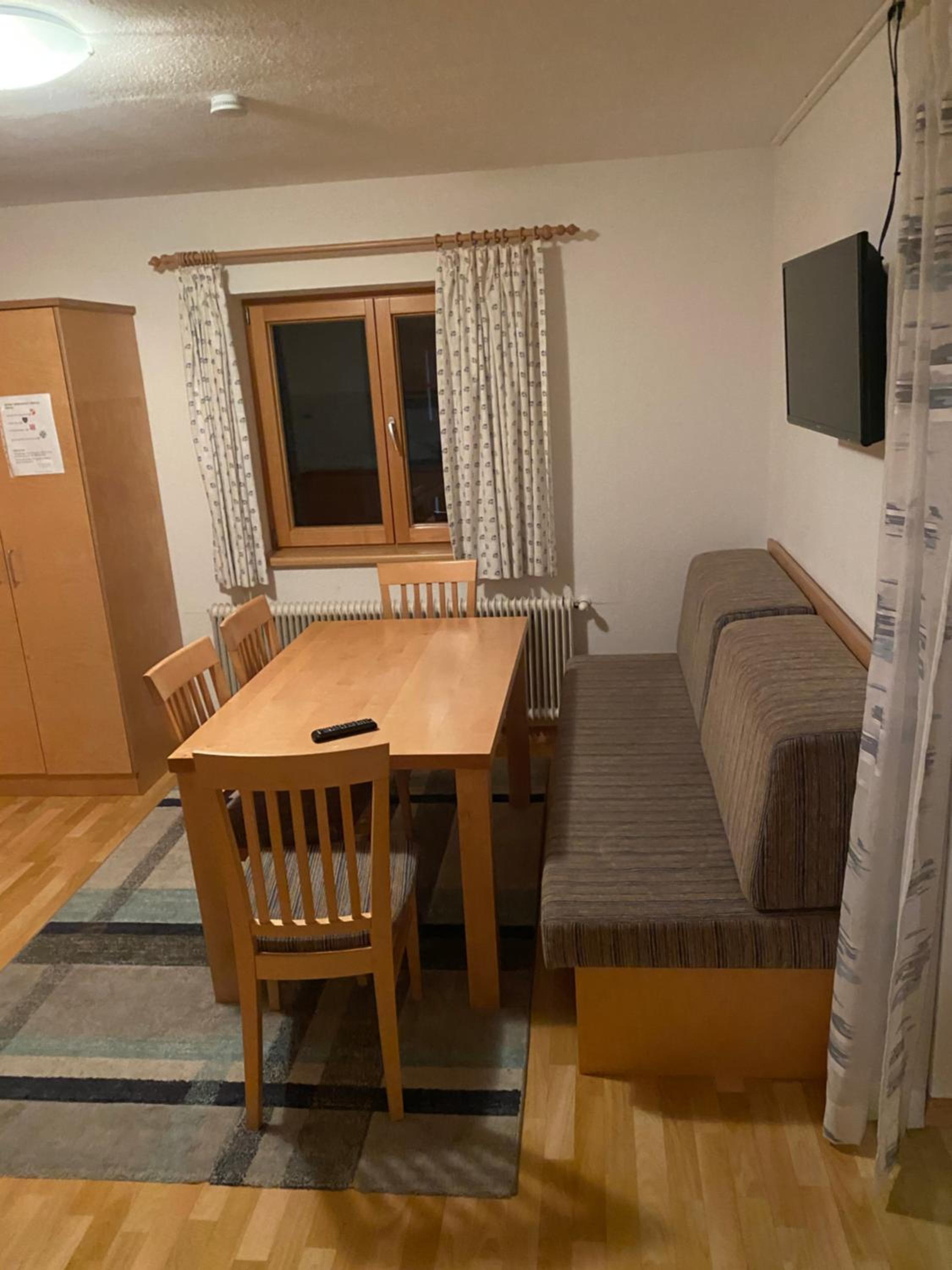Apartment photo 3