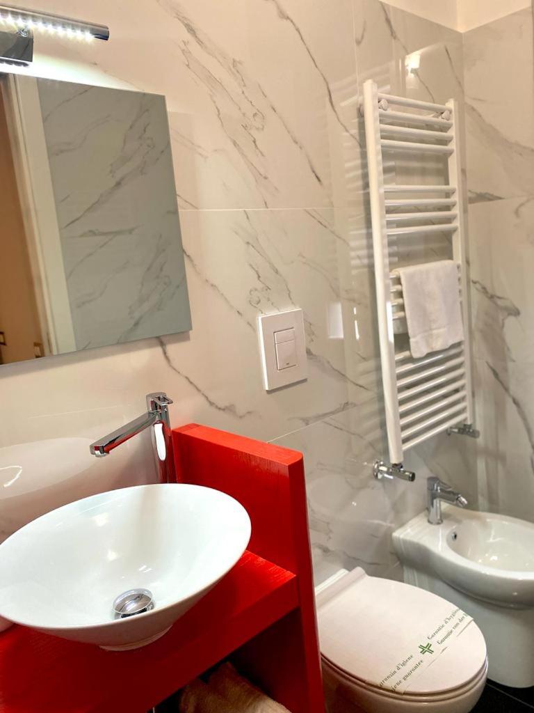 Deluxe Double Room (2 Adults + 1 Child) - Photo 6