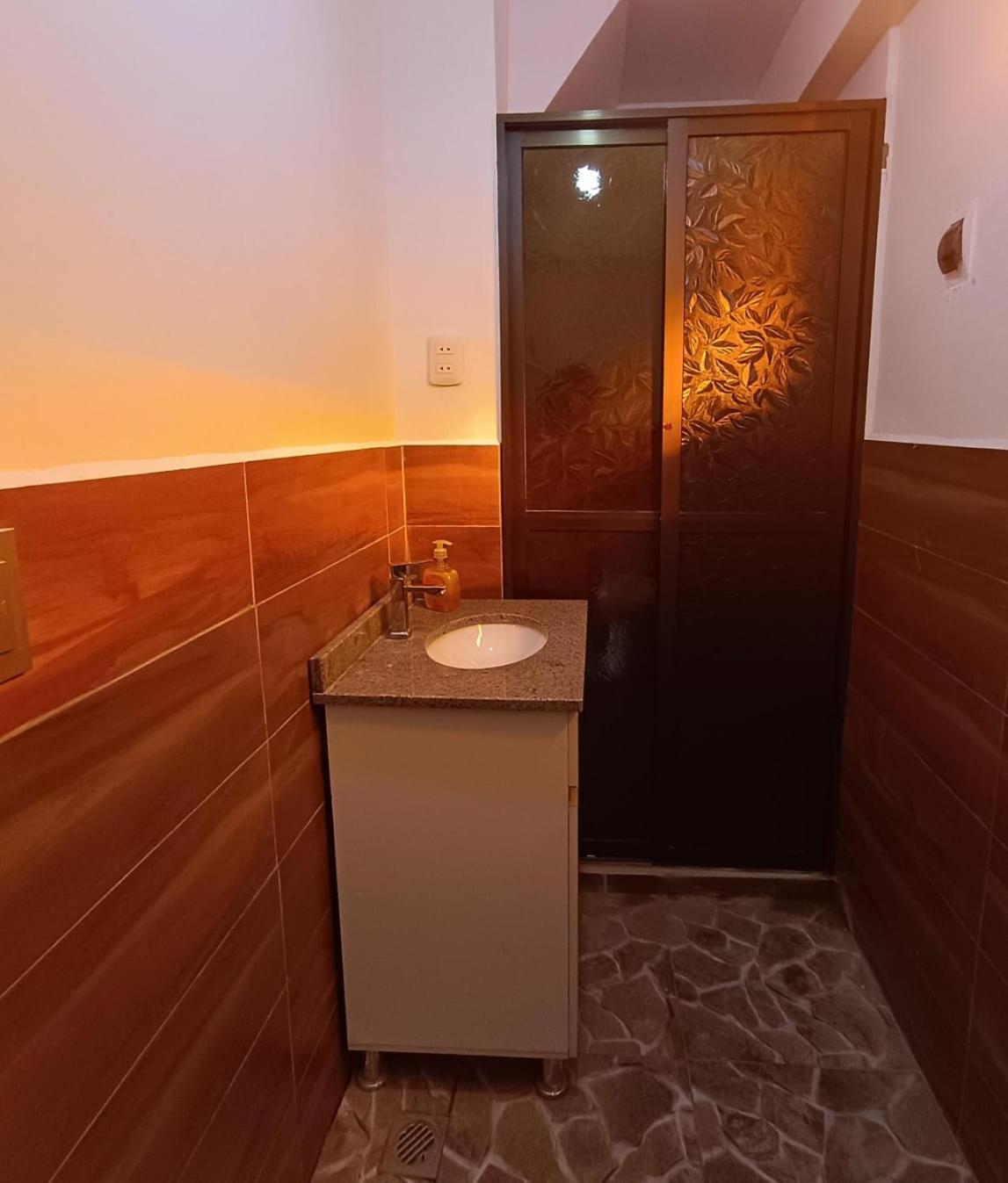 Double Room with Private Bathroom photo 2