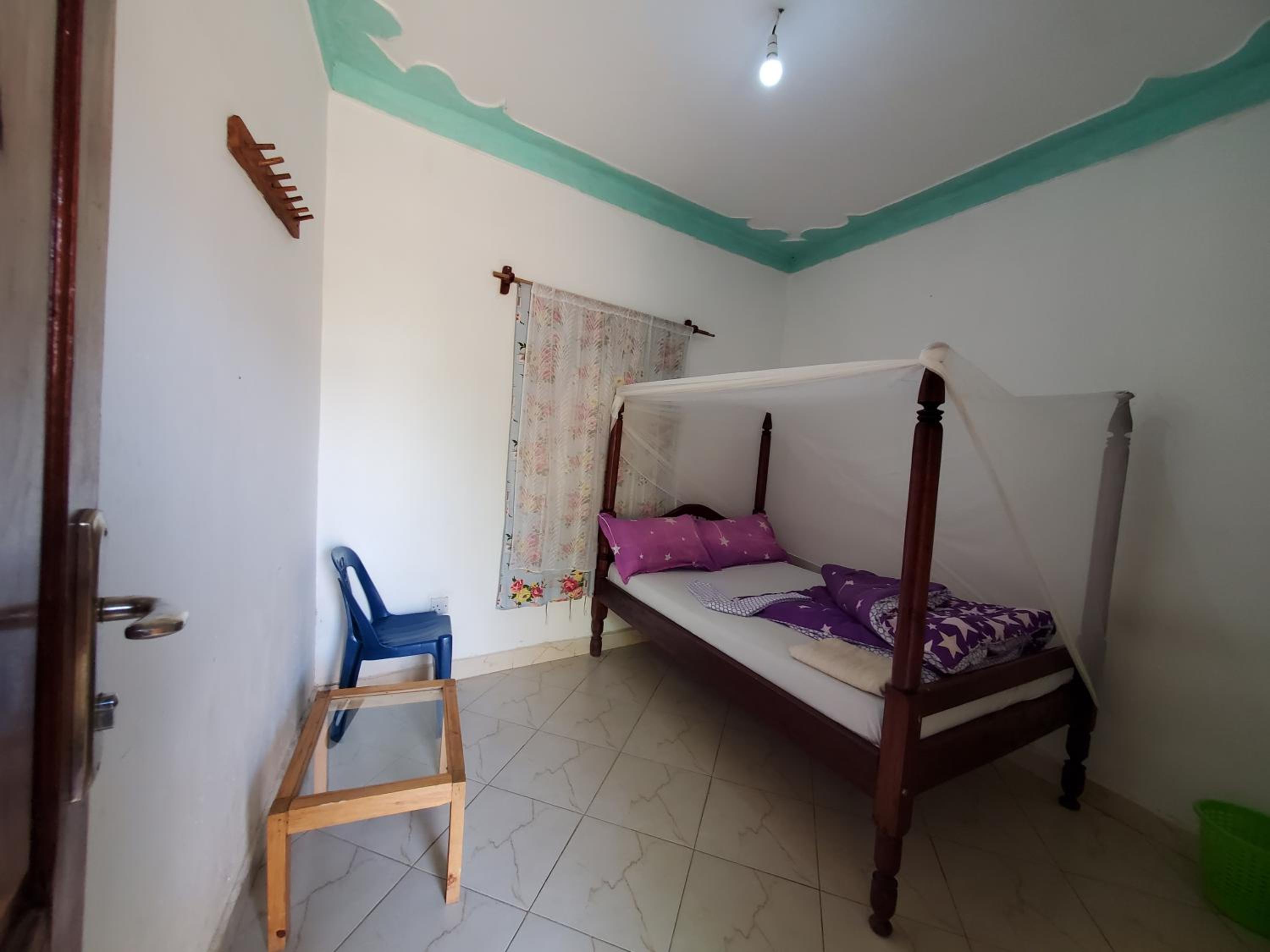 Budget Double Room photo 3