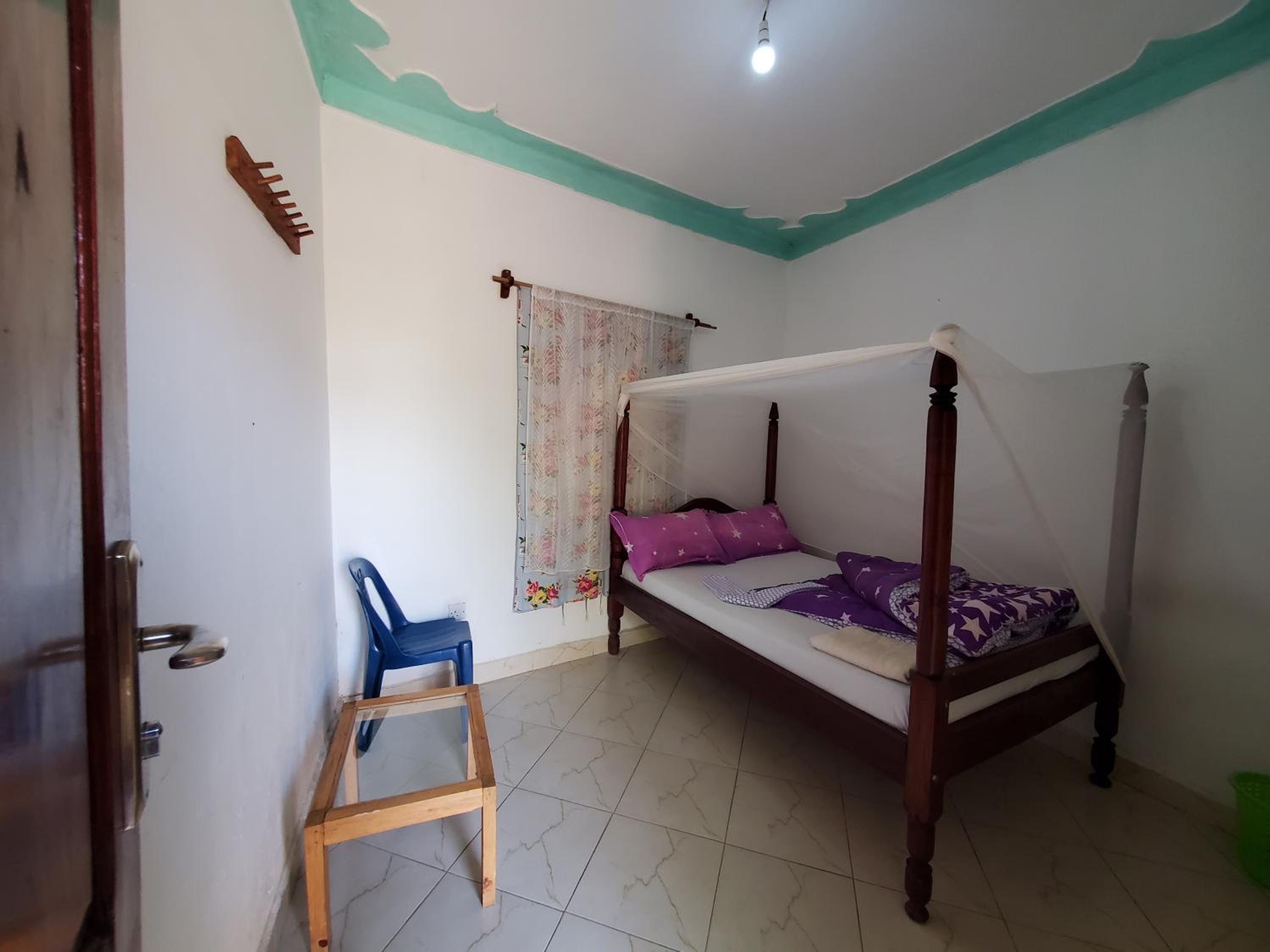 Budget Double Room photo 2