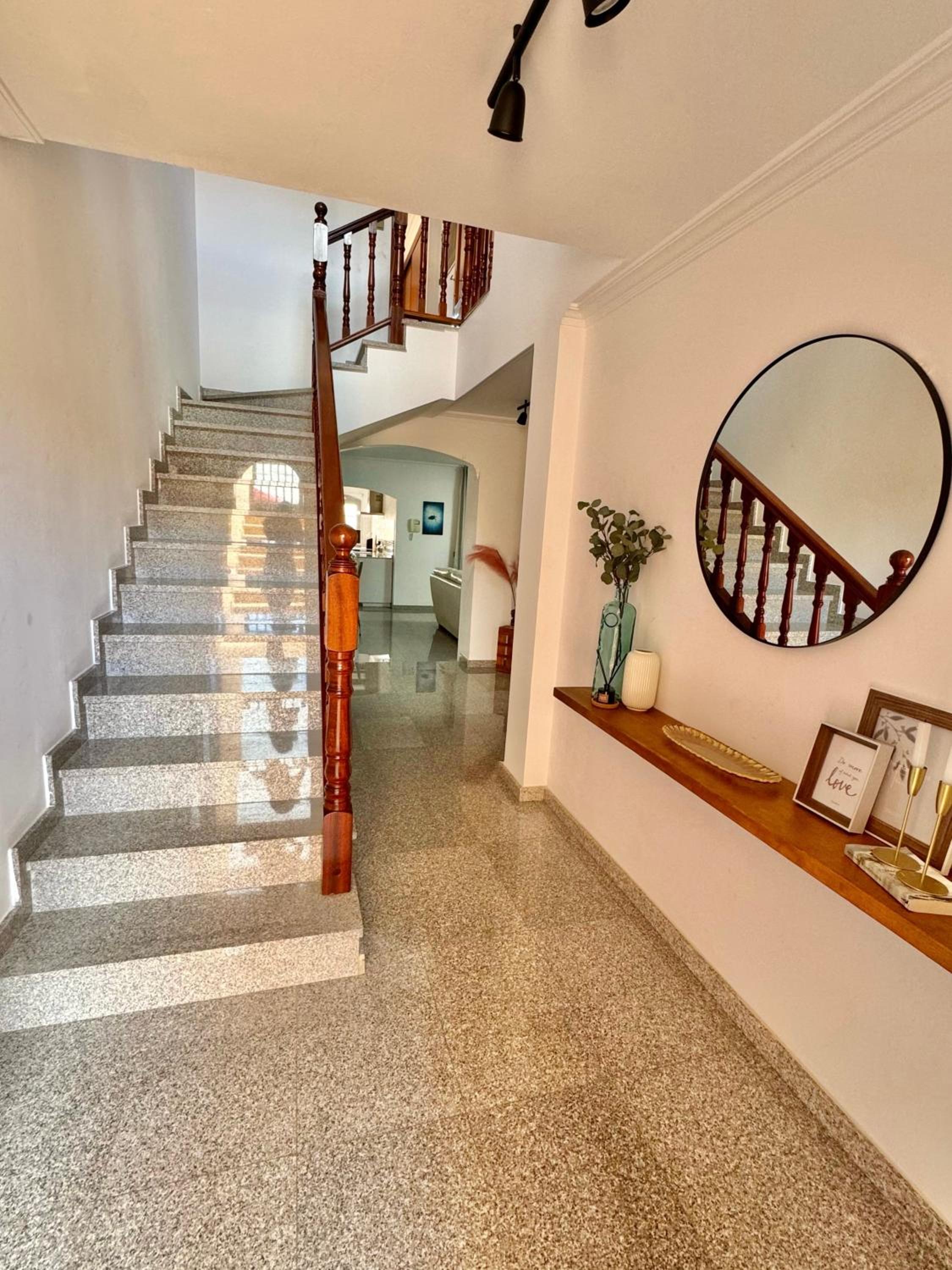 Three-Bedroom Villa photo 3