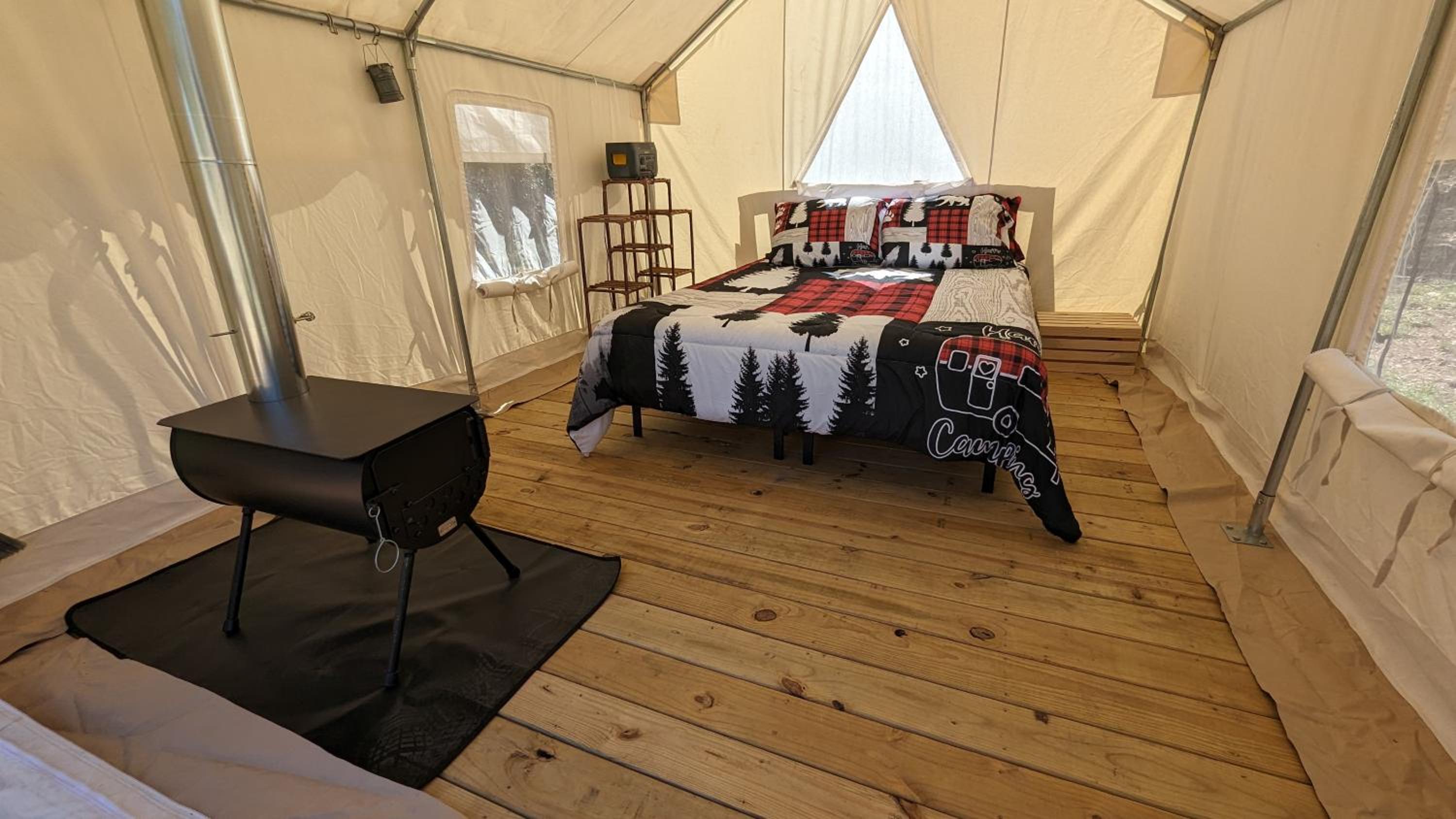 Tent - Photo 9