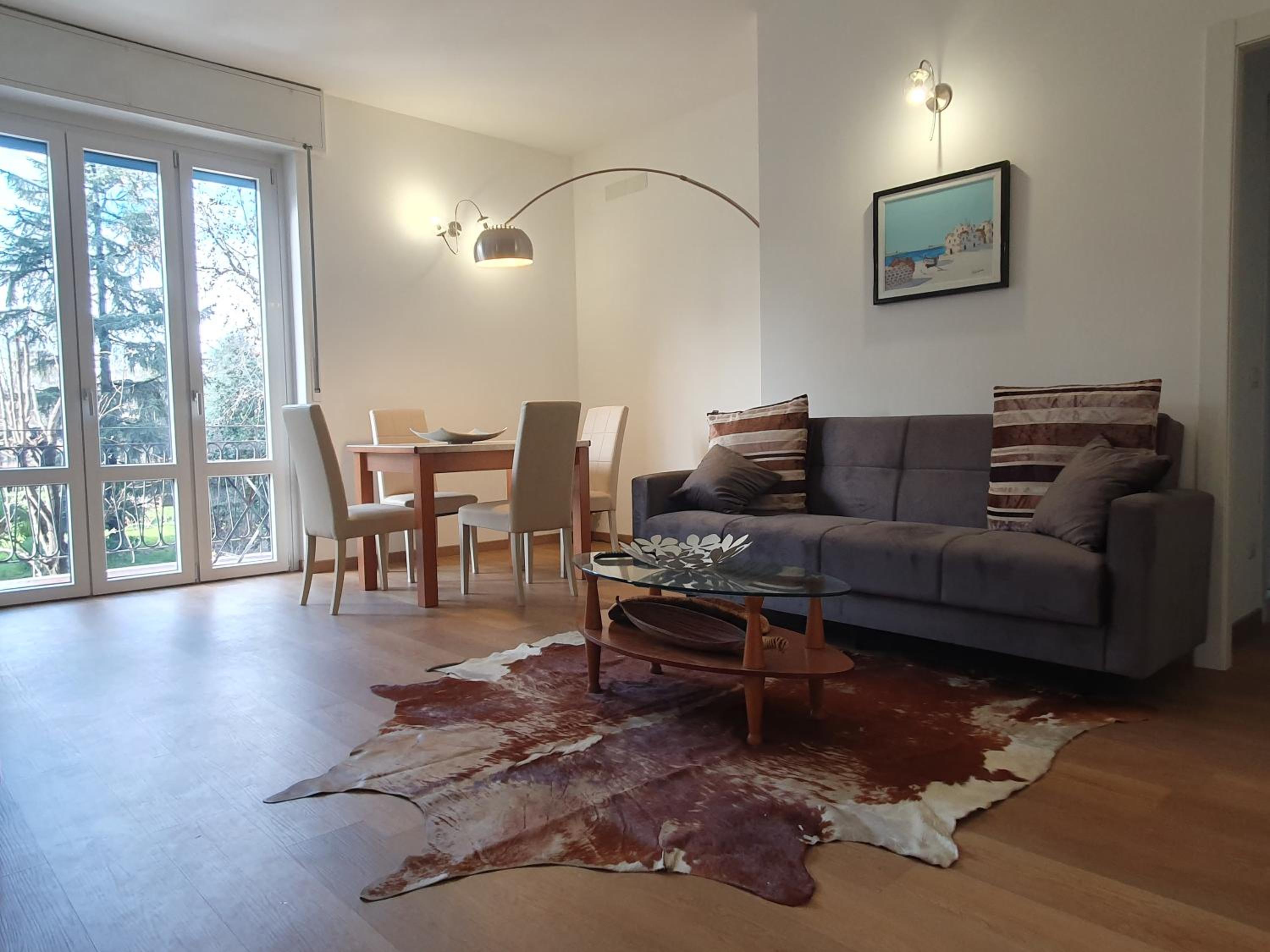 Apartment photo 1