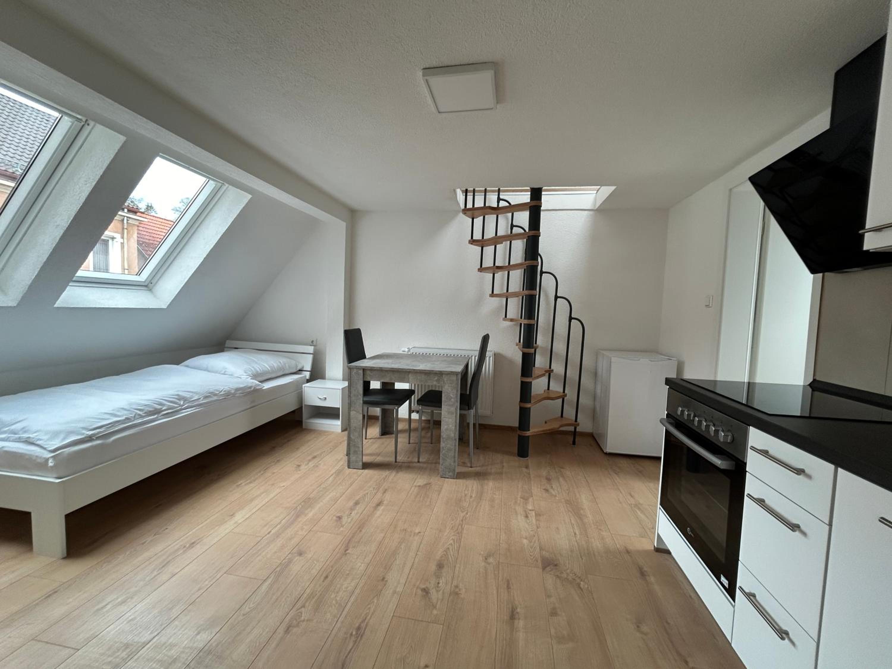 Studio Apartment photo 1