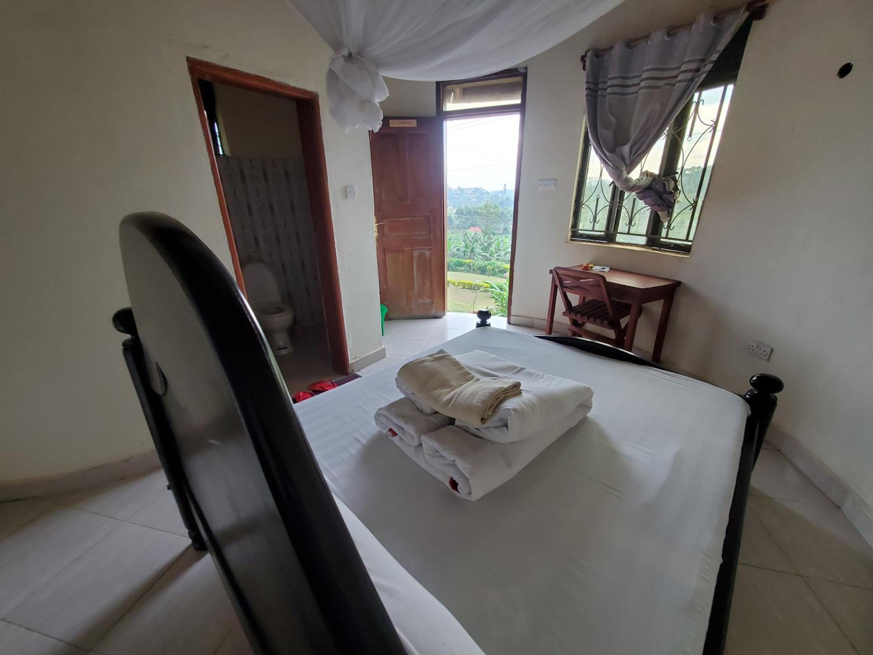 Deluxe Double Room photo 3