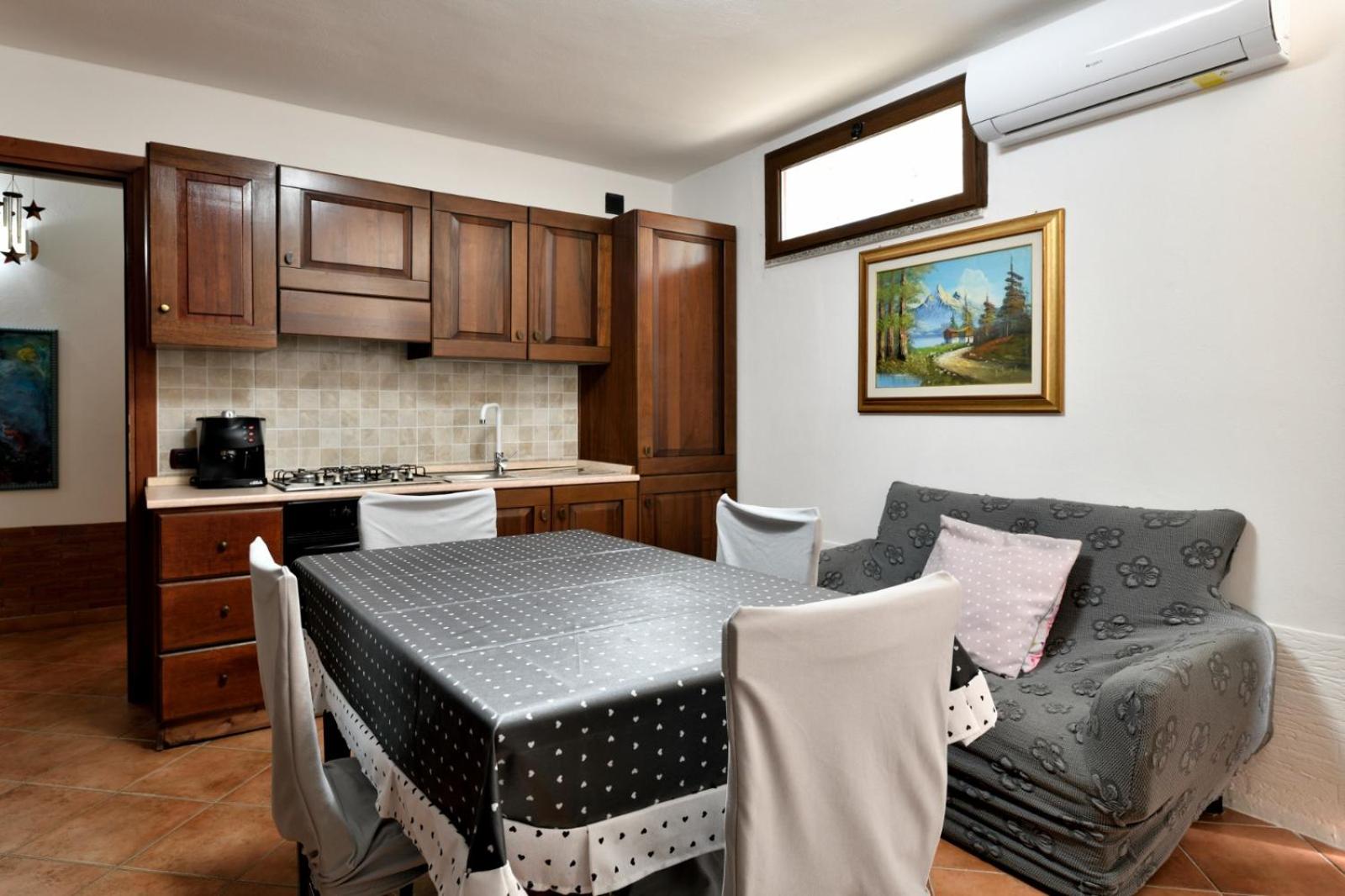 Two-Bedroom Apartment with Garden View photo 2