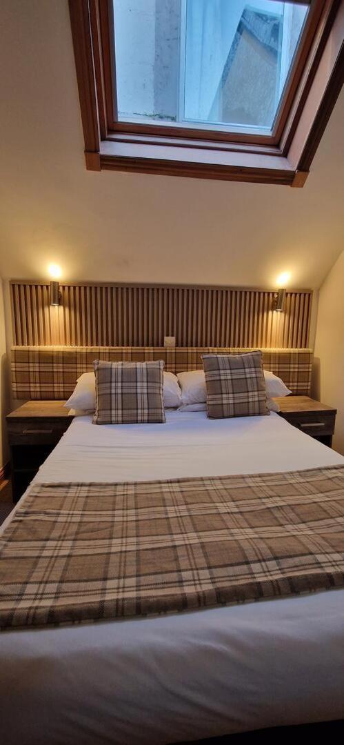 Budget Double Room with Skylight