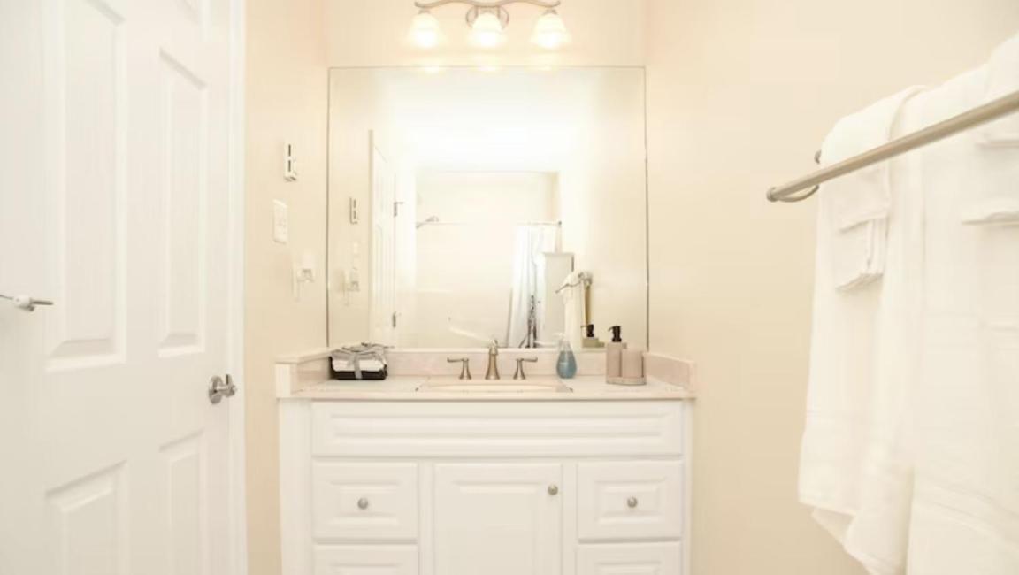 Two-Bedroom Apartment photo 3