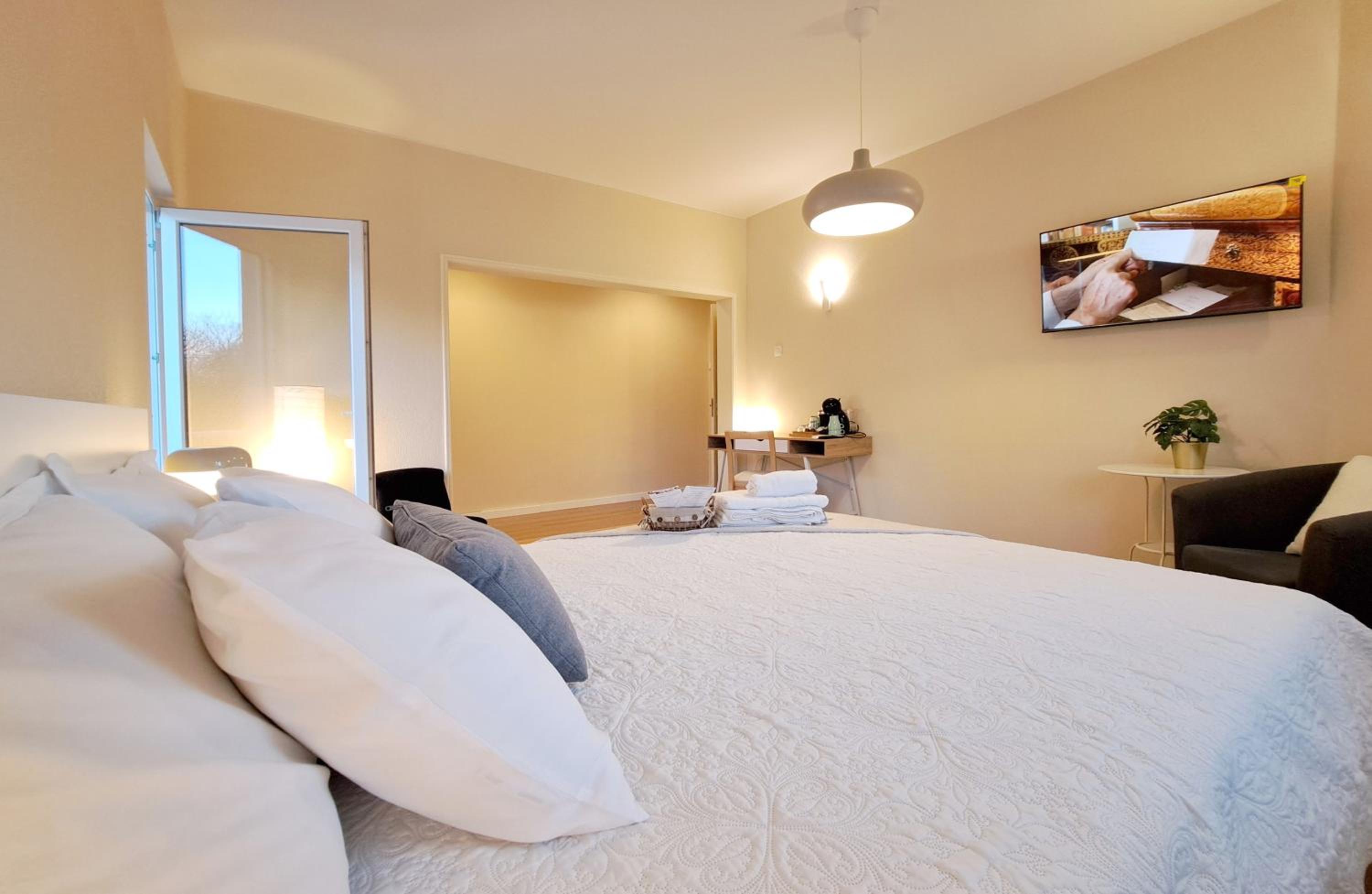 Deluxe Queen Room photo 2