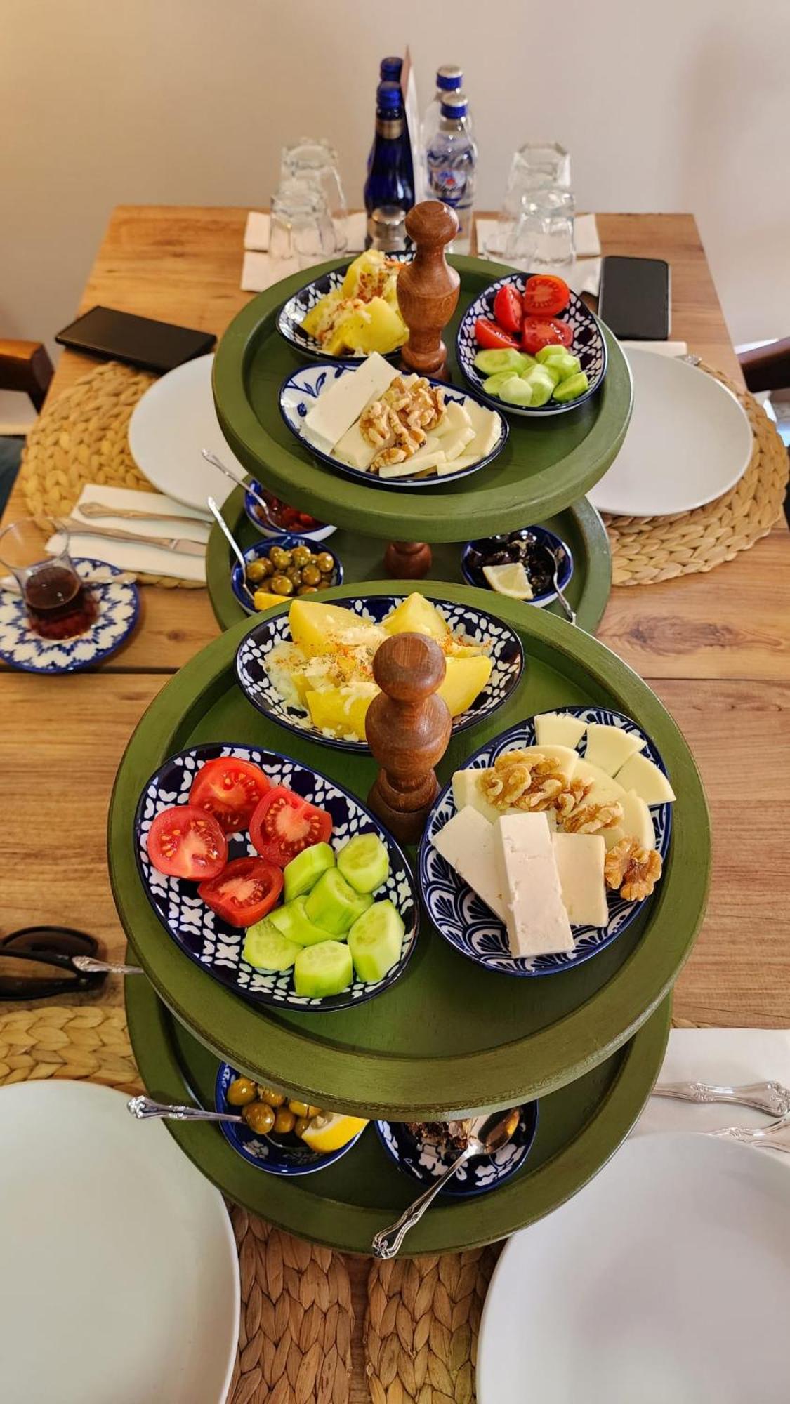 Deluxe Queen Room - Photo 35