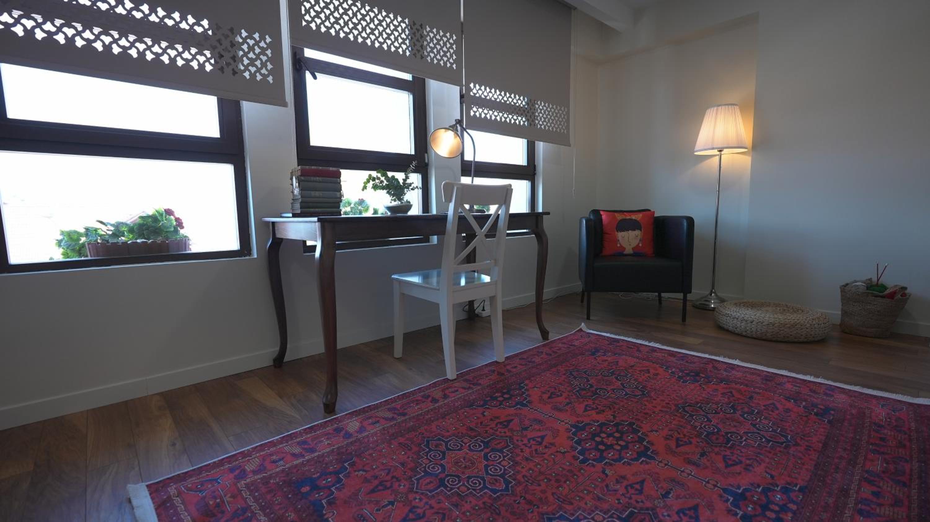 Deluxe Room - Photo 21