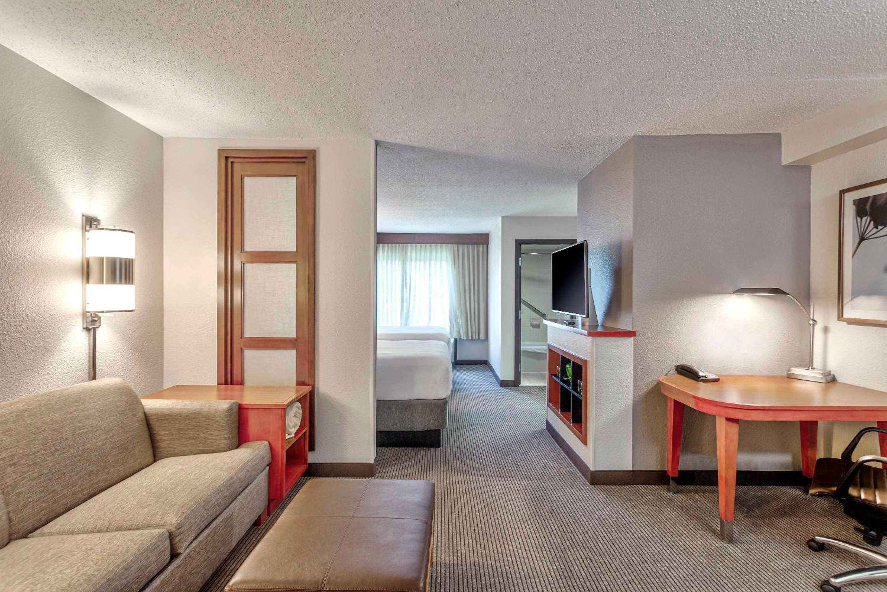 Double Room with Two Double Beds and Sofa Bed - Photo 1