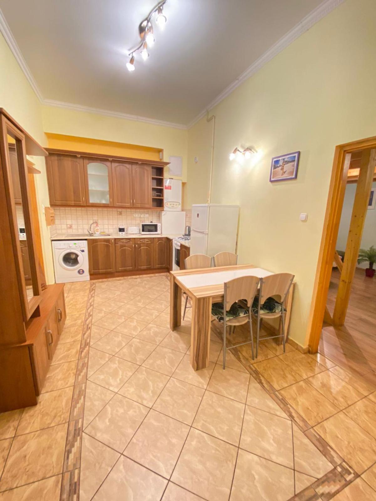 Two-Bedroom Apartment - Photo 26