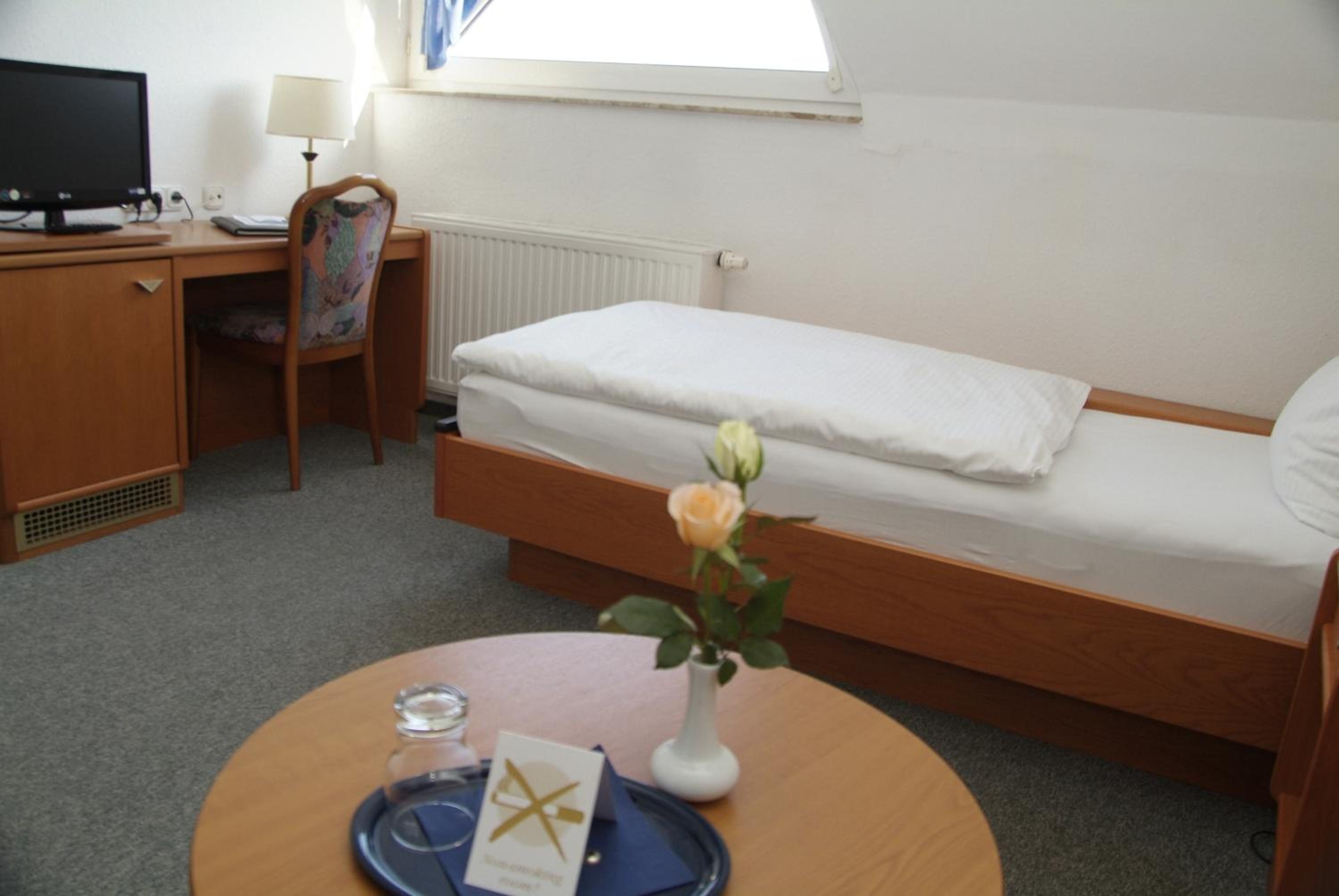 Single Room photo 3