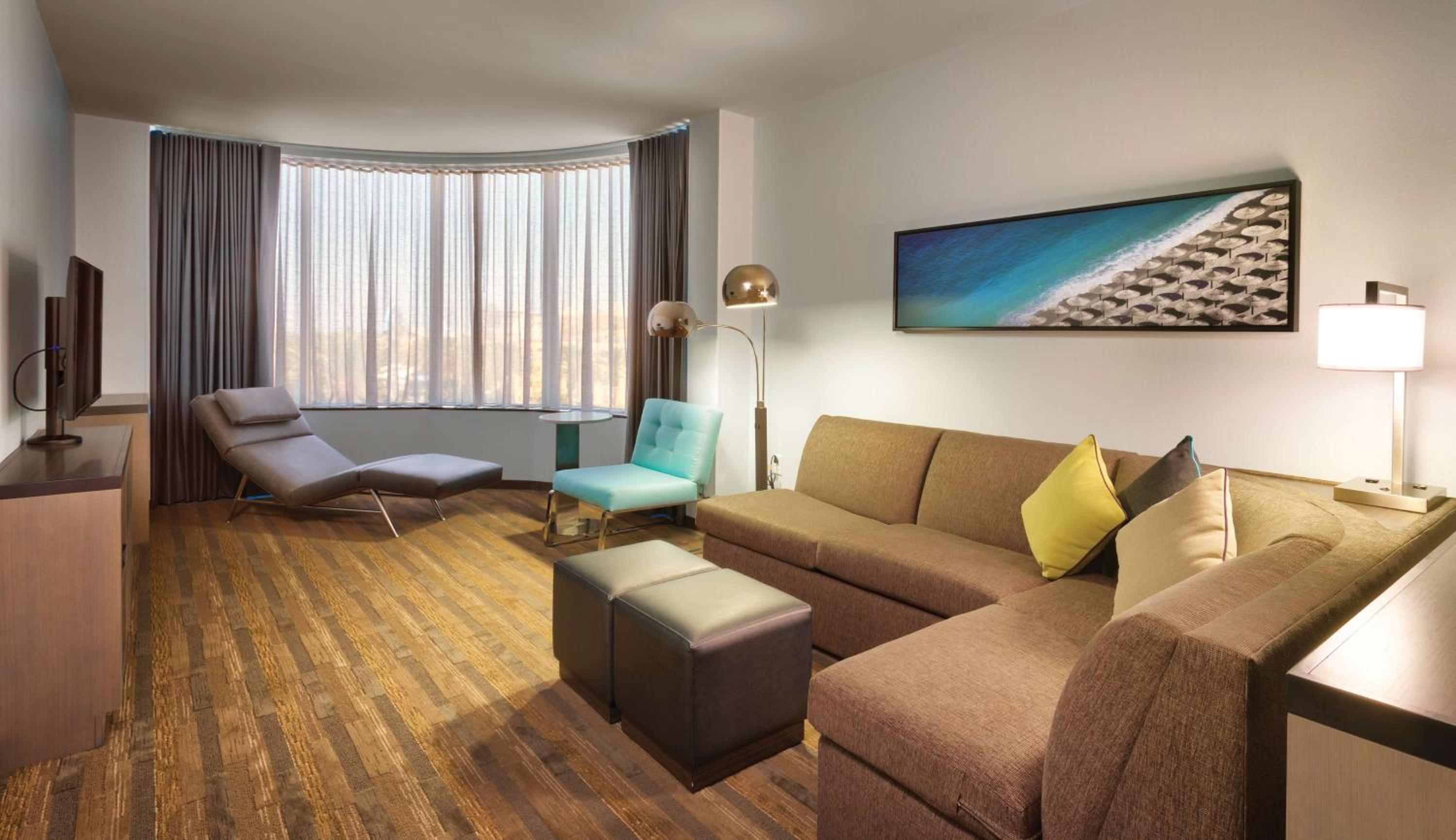 One-Bedroom Specialty Suite with Two Queen Beds, Kitchen and Sofa Bed photo 1