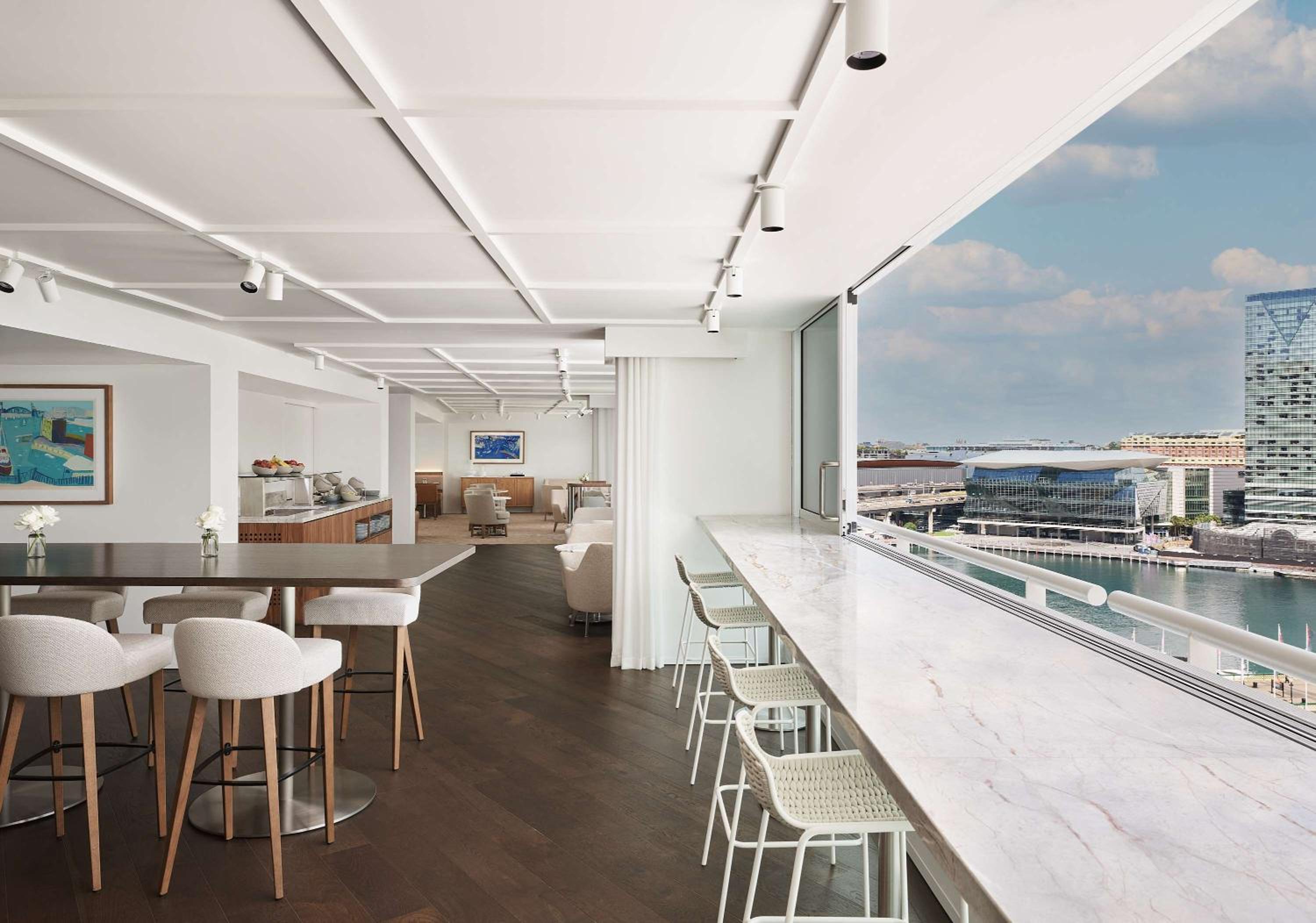 King Room with Darling Harbor View - Club Access