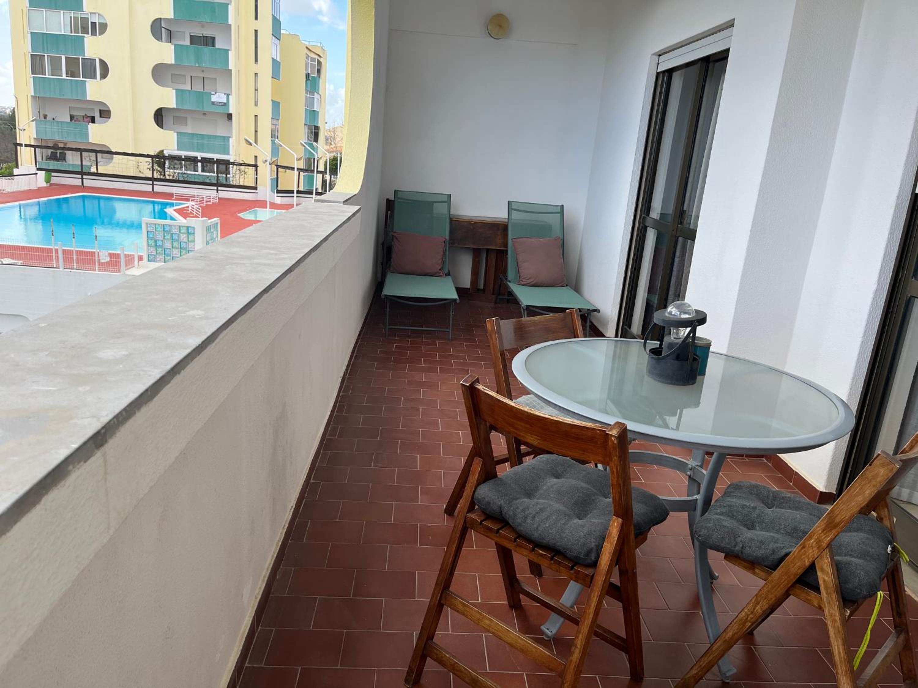 One-Bedroom Apartment - Photo 27