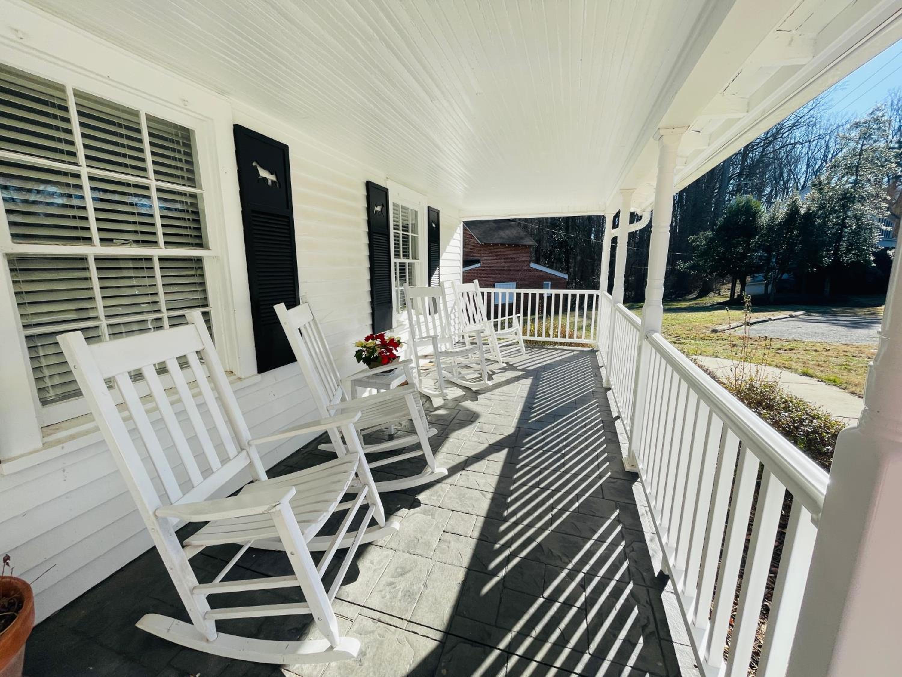 Superior Suite - Photo 32
