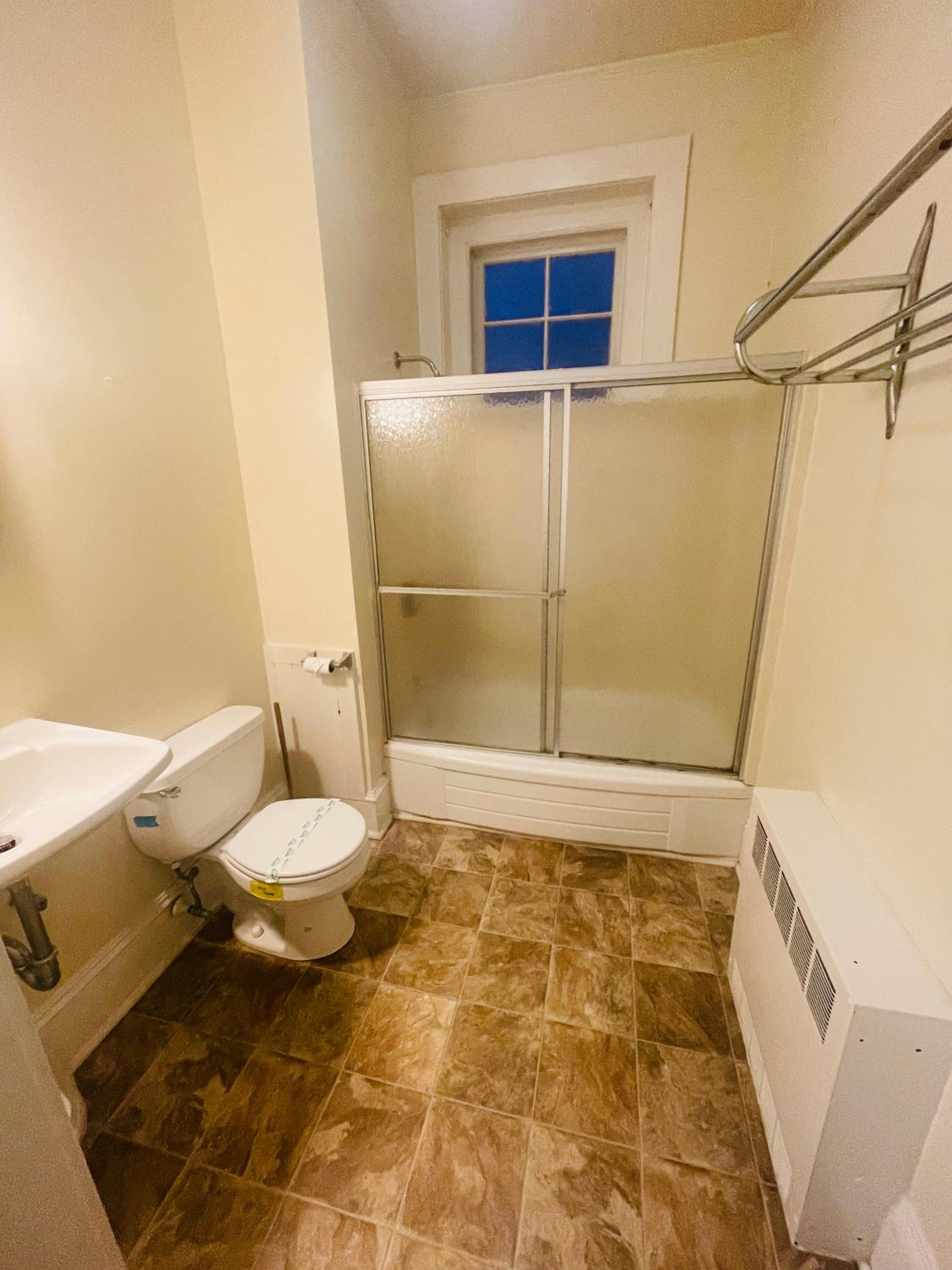 Three-Bedroom Apartment - Photo 2