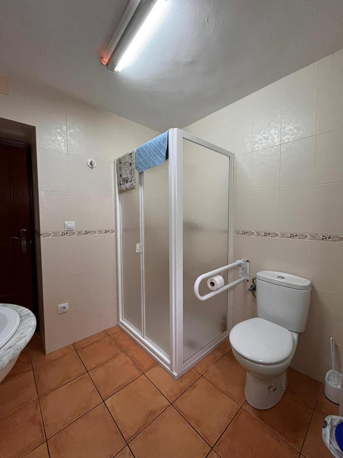 Three-Bedroom House photo 3