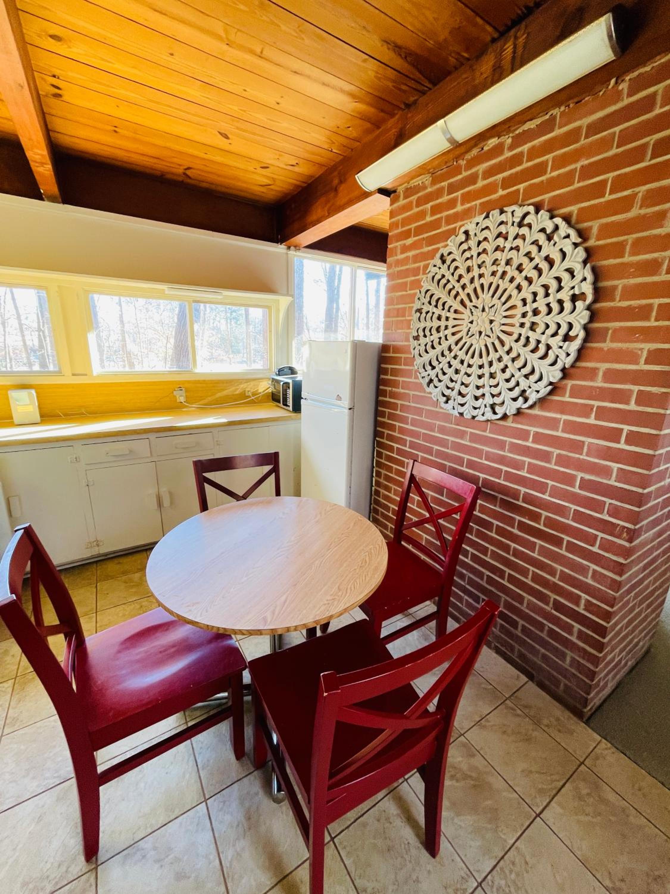 Suite with Lake View - Photo 2