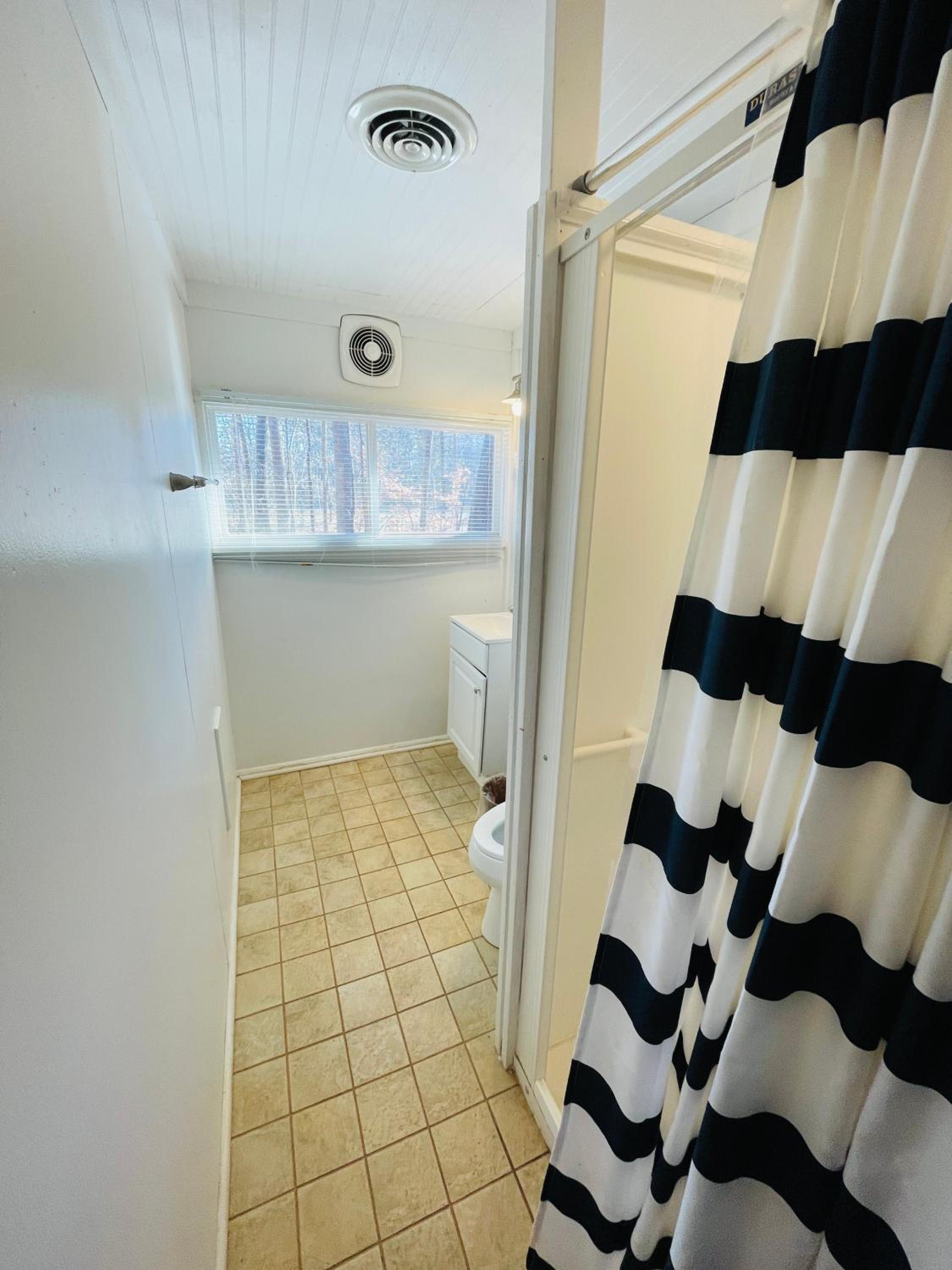 Suite with Lake View - Photo 5