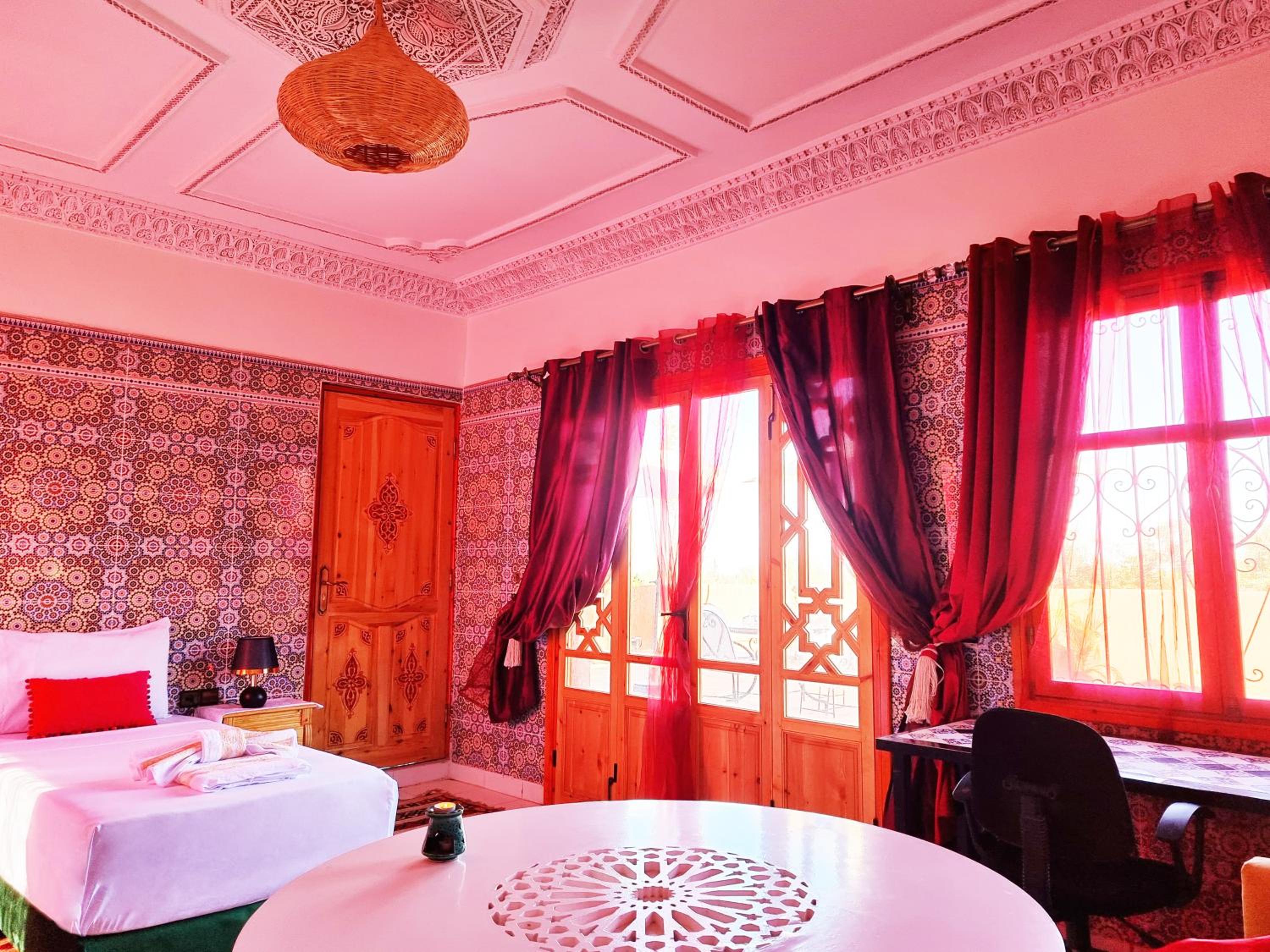 Deluxe Double or Twin Room with Mountain View photo 1