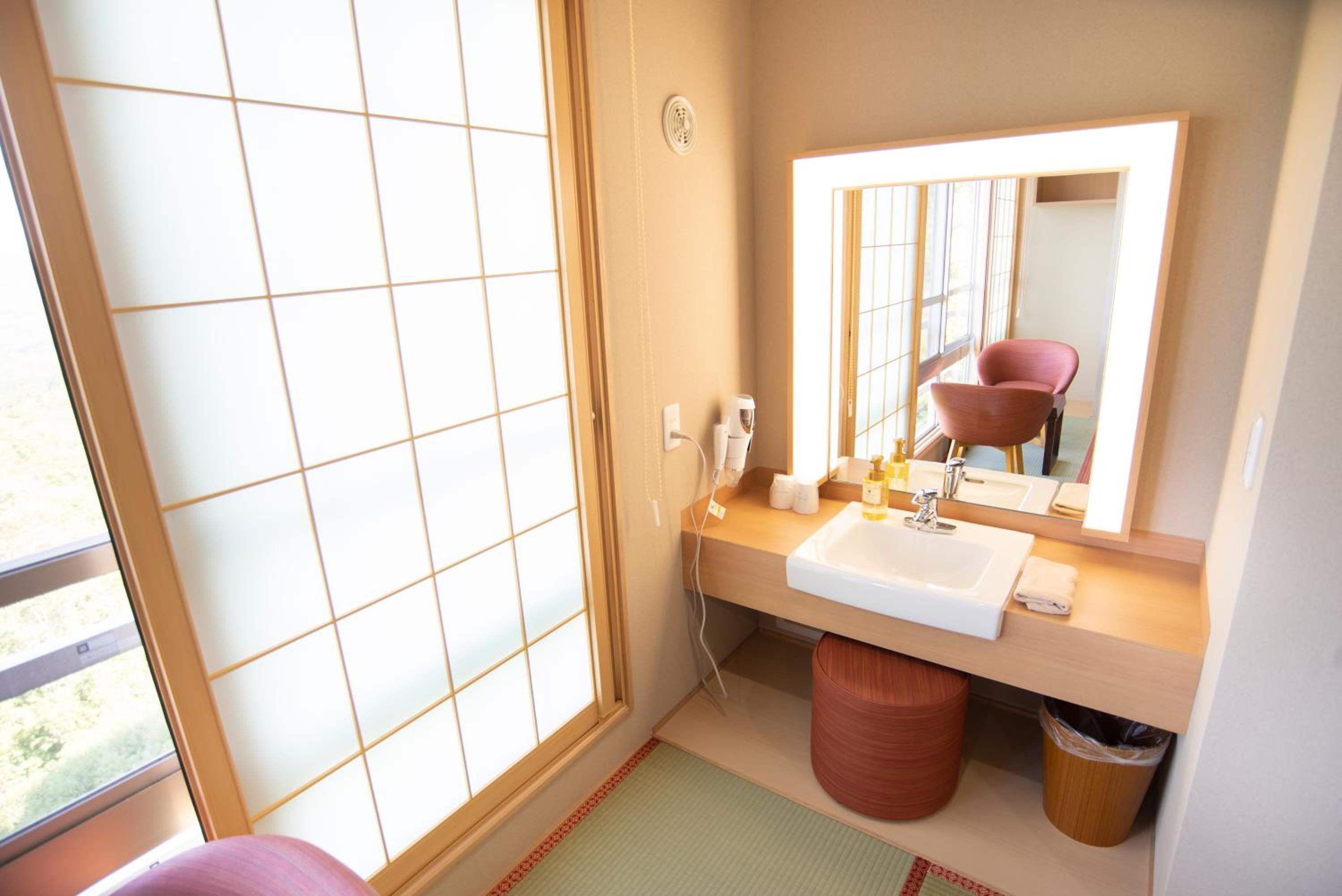 Renovated - Japanese Style Room 25sqm - Non Smoking thumbnail 6