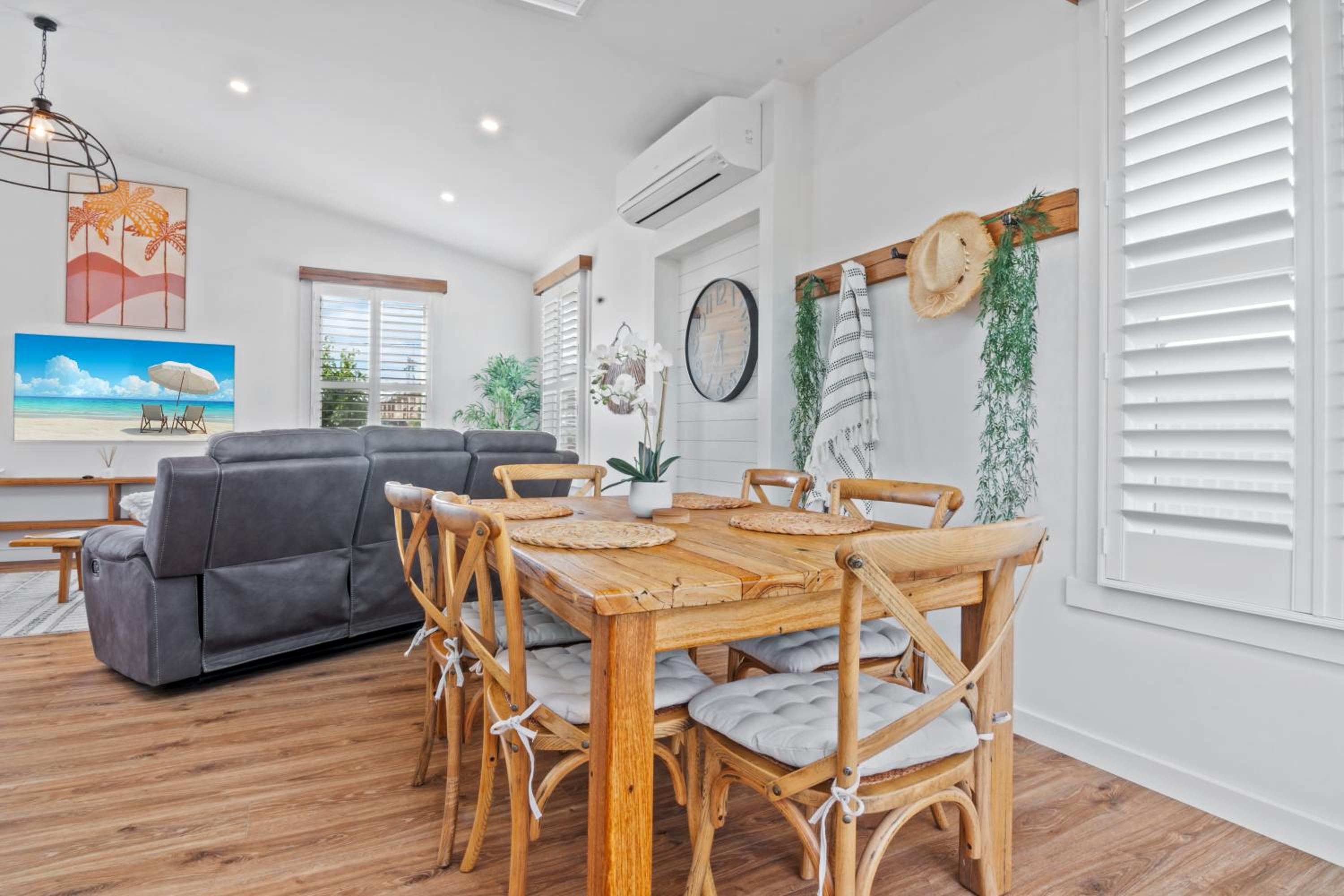 Two-Bedroom House photo 2