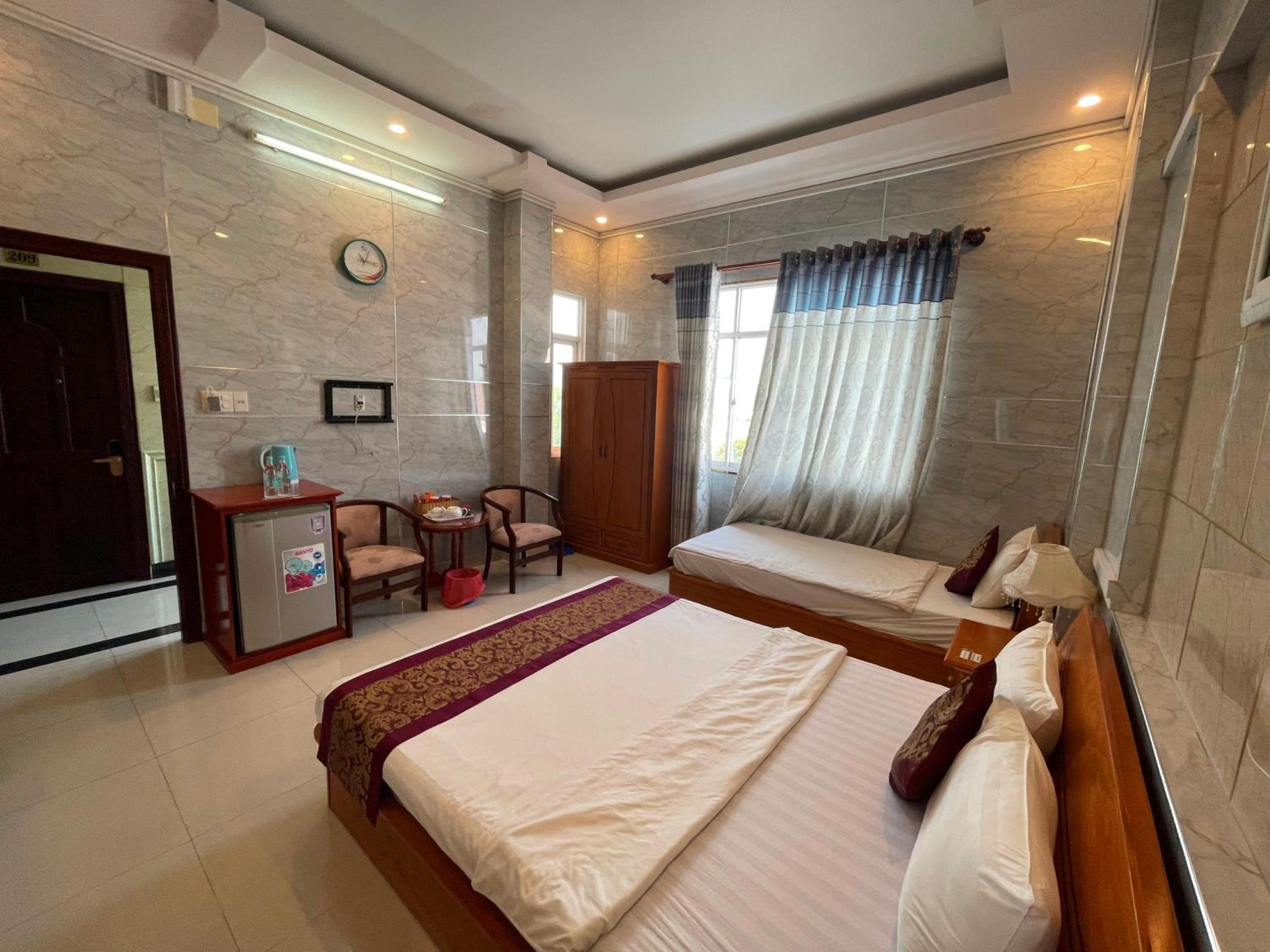 Triple Room - Photo 5