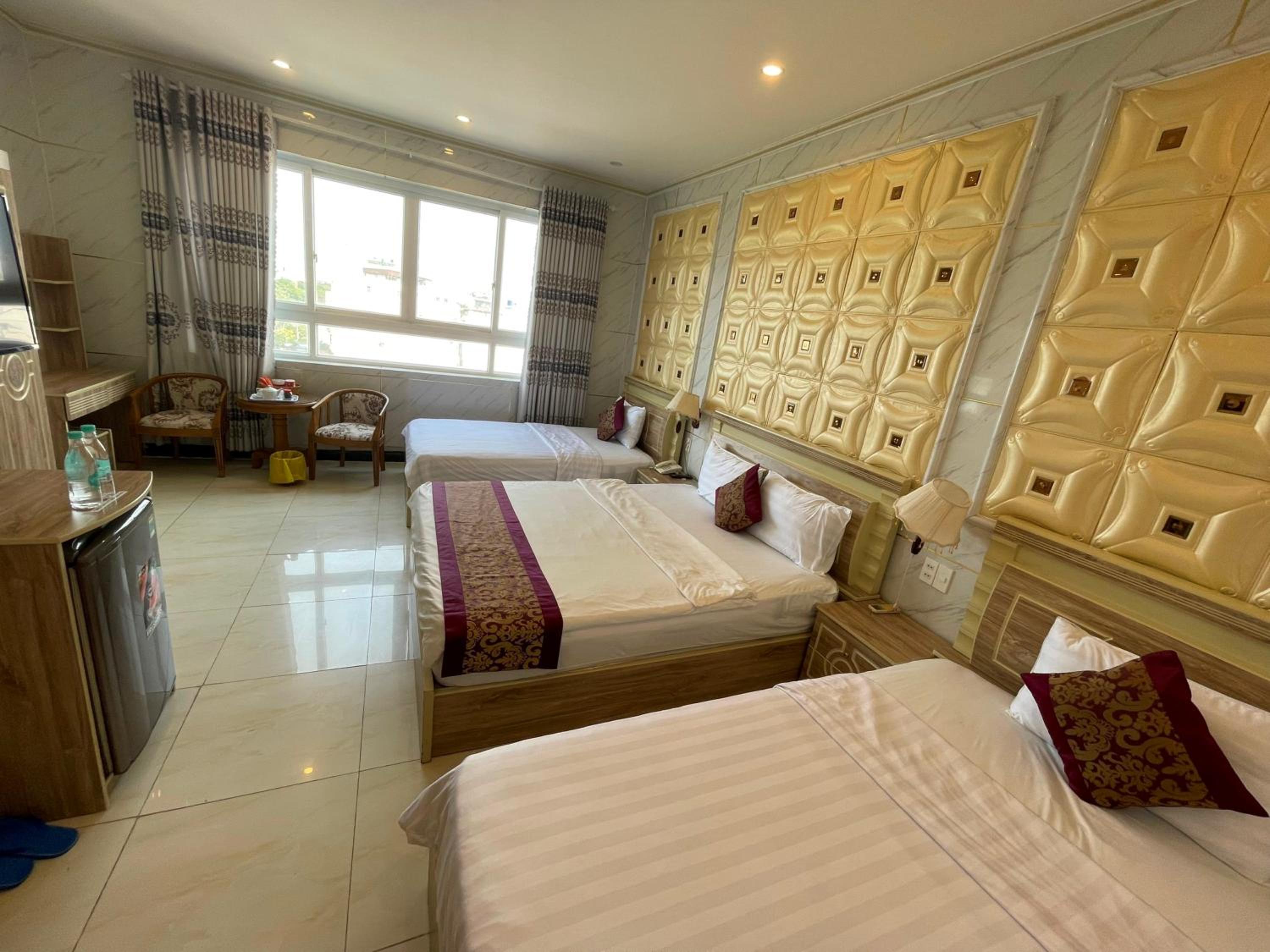 Deluxe Quadruple Room - Photo 5