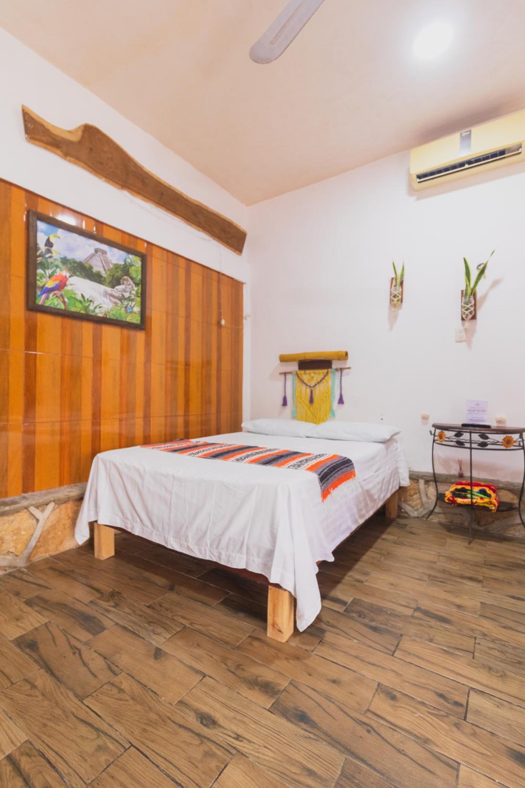 Twin Room with Garden View - Photo 3