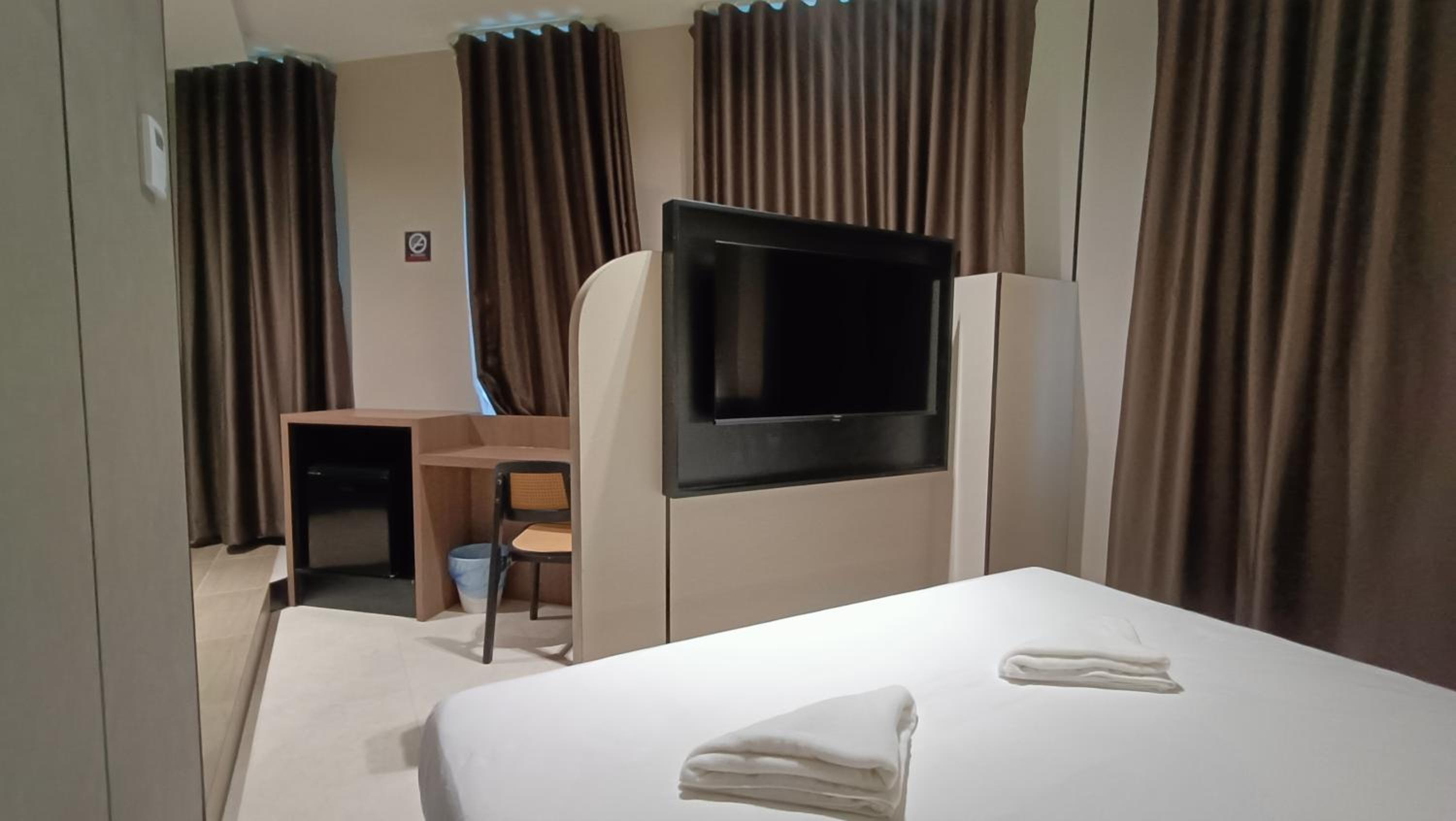 Superior King Room photo 3