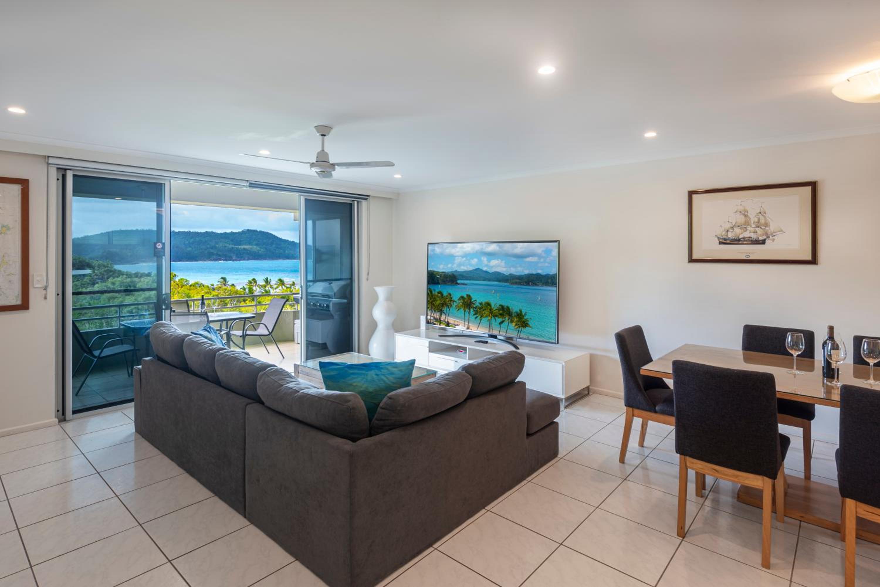 2 bedroom apartment with sea view – Apartment 203 photo 1