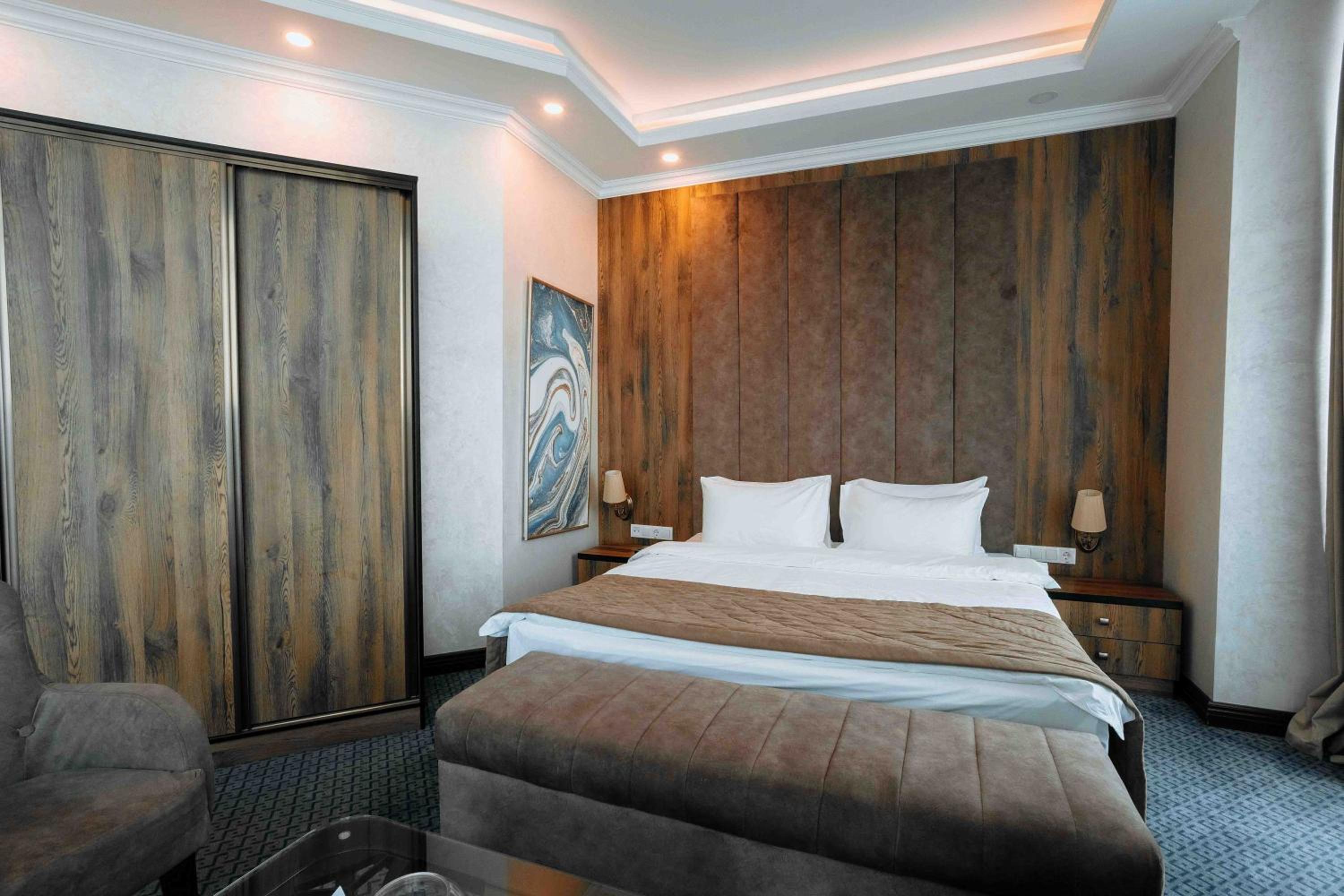 Superior King Room - Non-Smoking
