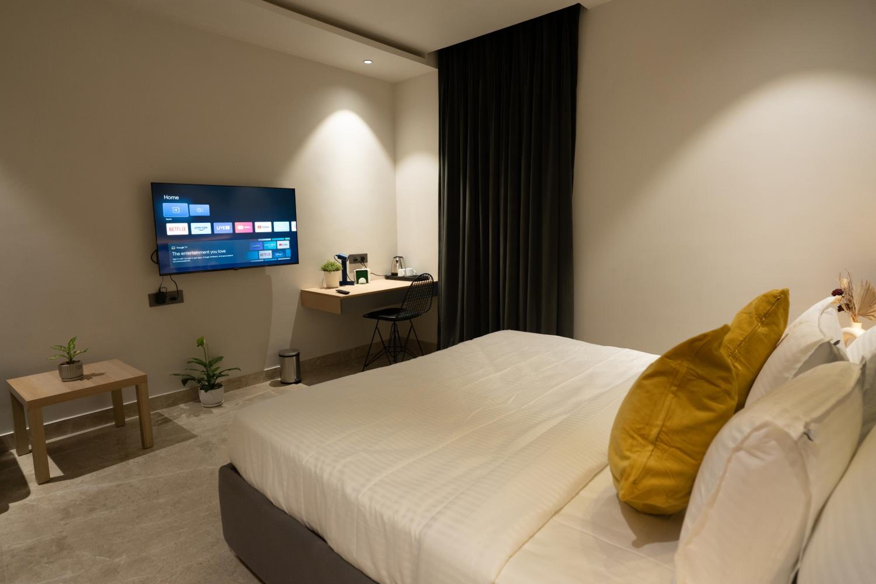  Luxury Suite photo 1