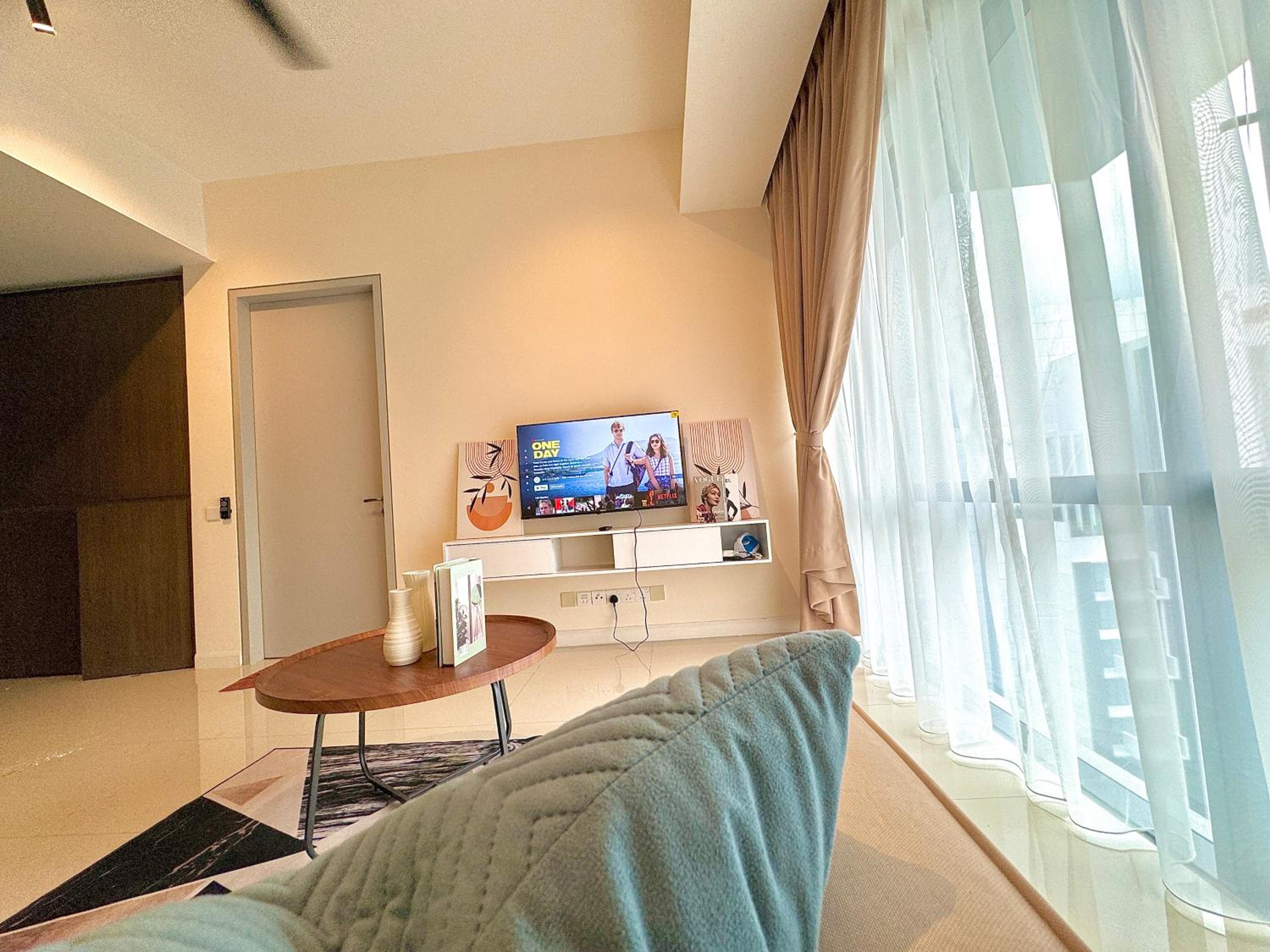 One-Bedroom Apartment photo 2
