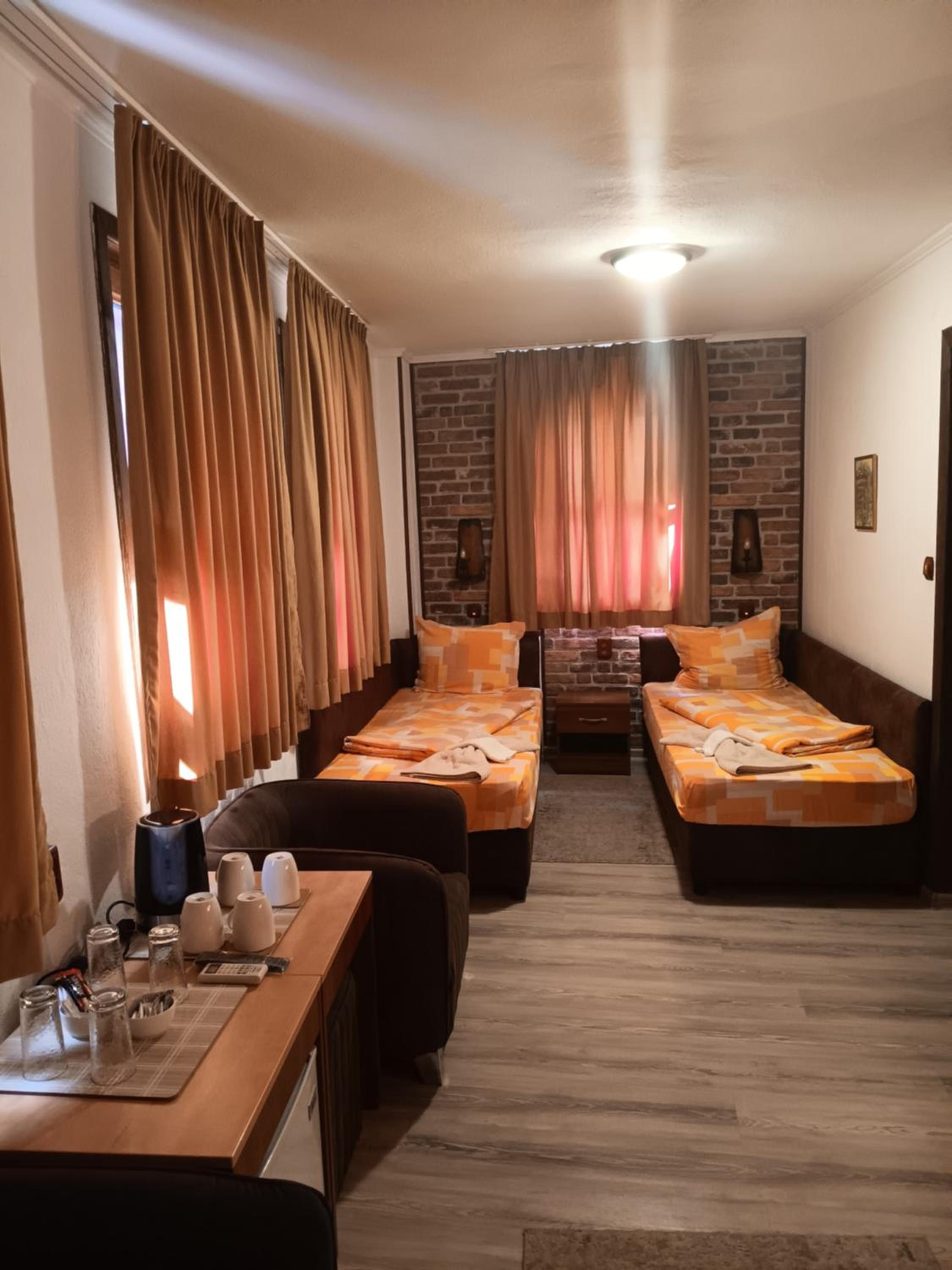 Quadruple Room - Mario Complex - Photo 6